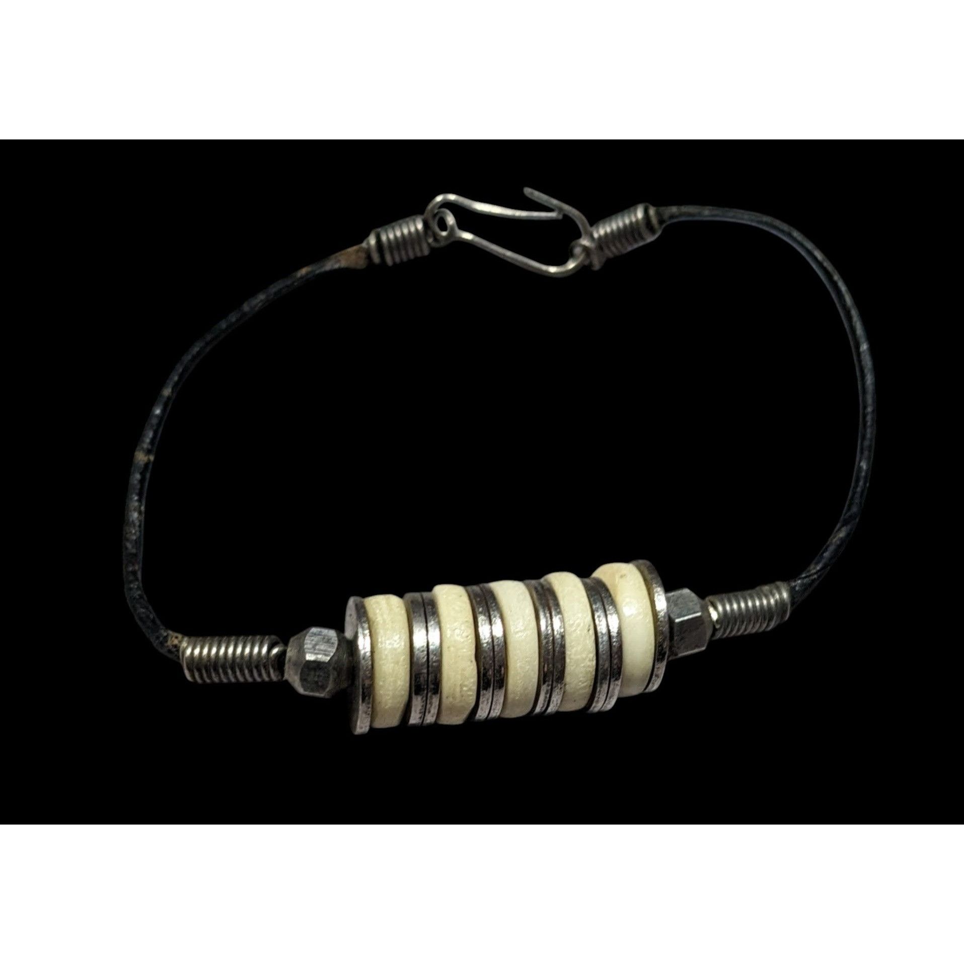 Handmade Vintage Handmade Industrial Washer Beaded Bracelet Size ONE SIZE - 2 Thumbnail