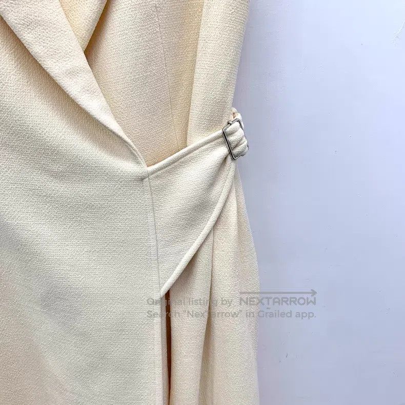 Dior Dior Beige buckle design wool lapel sleeveless dress Size XS / US 0-2 / IT 36-38 - 4 Thumbnail