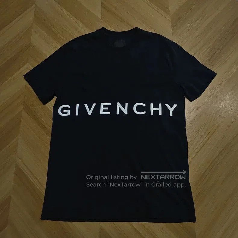 Givenchy Givenchy Letter Embroidered Short Sleeve Tee. Size US L / EU 52-54 / 3 - 1 Thumbnail