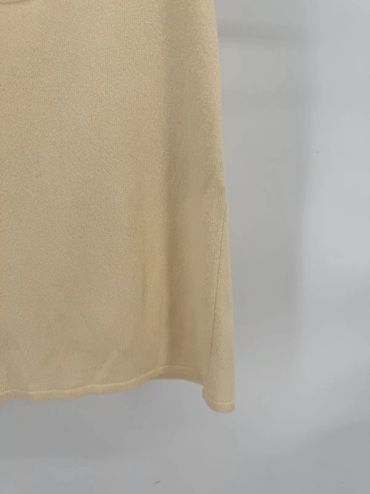 Chanel Chanel Cashmere Tank Top Vintage 2003 Top Size L US10 FR42 Size M / US 6-8 / IT 42-44 - 6 Thumbnail