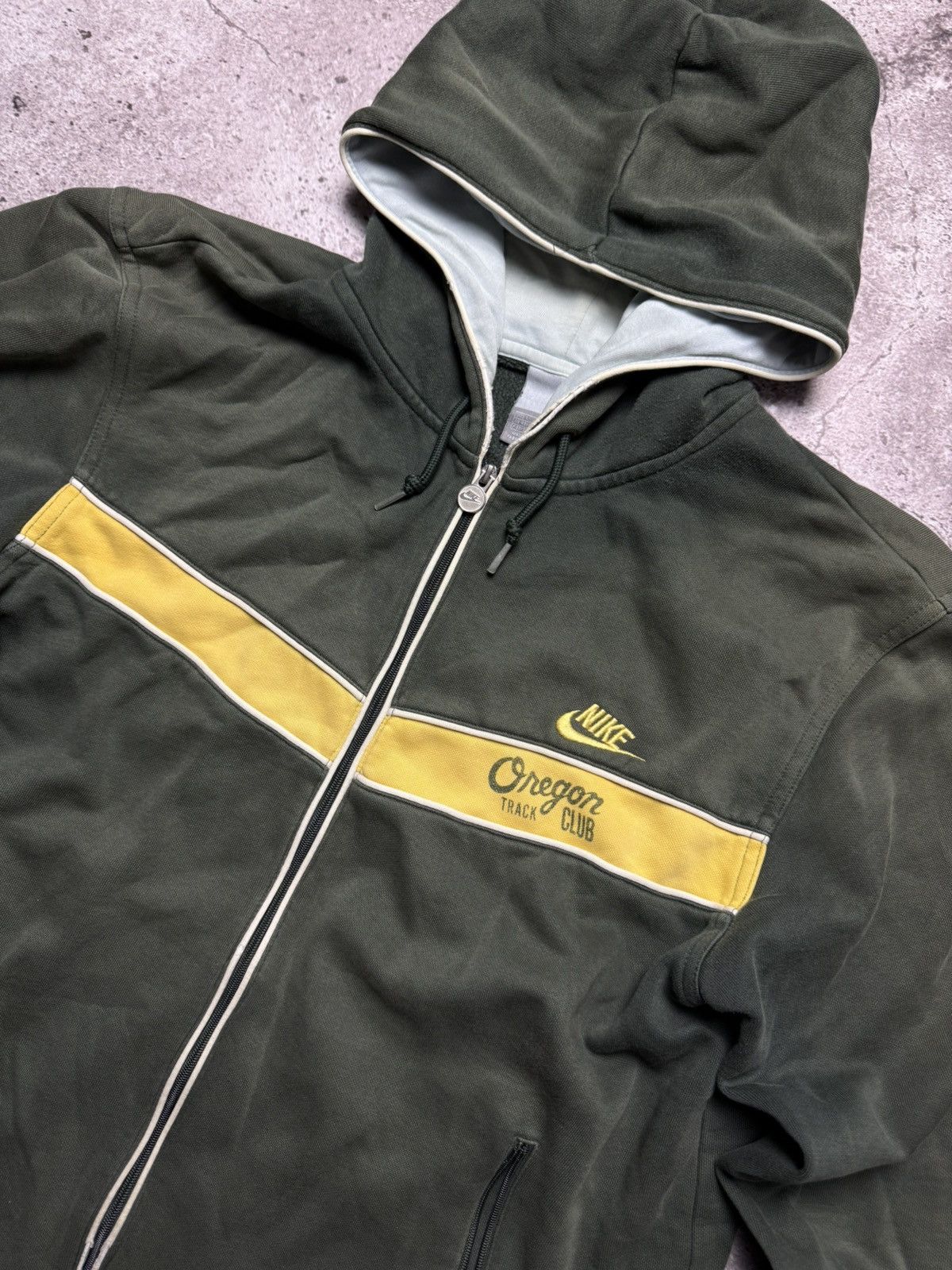 Nike Vintage Nike Oregon Zip Hoodie 90s y2k Size US L / EU 52-54 / 3 - 3 Thumbnail