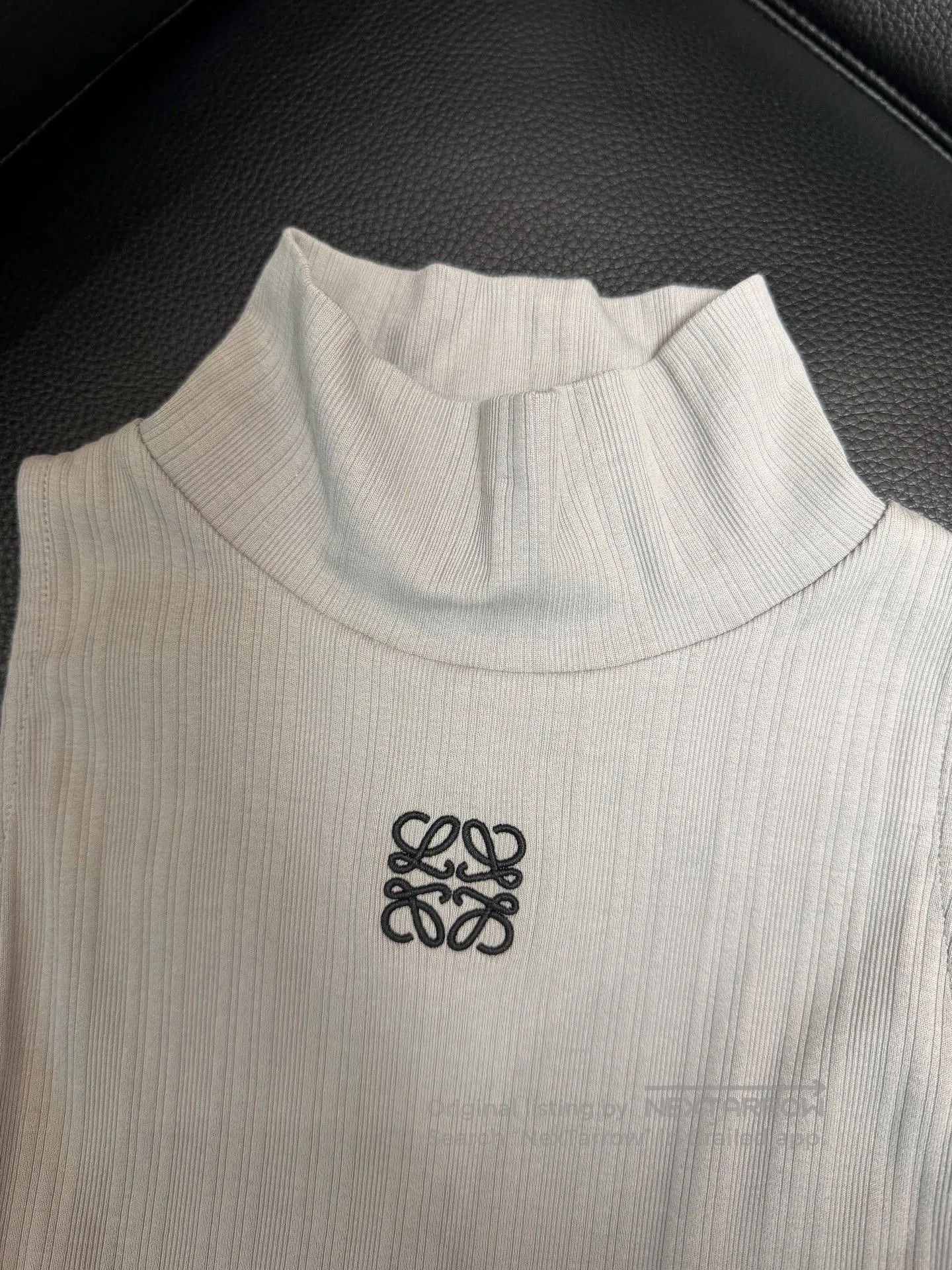 Loewe LOEWE SS24 Gray Logo Embroidered High Neck Tank. Size M / US 6-8 / IT 42-44 - 2 Thumbnail