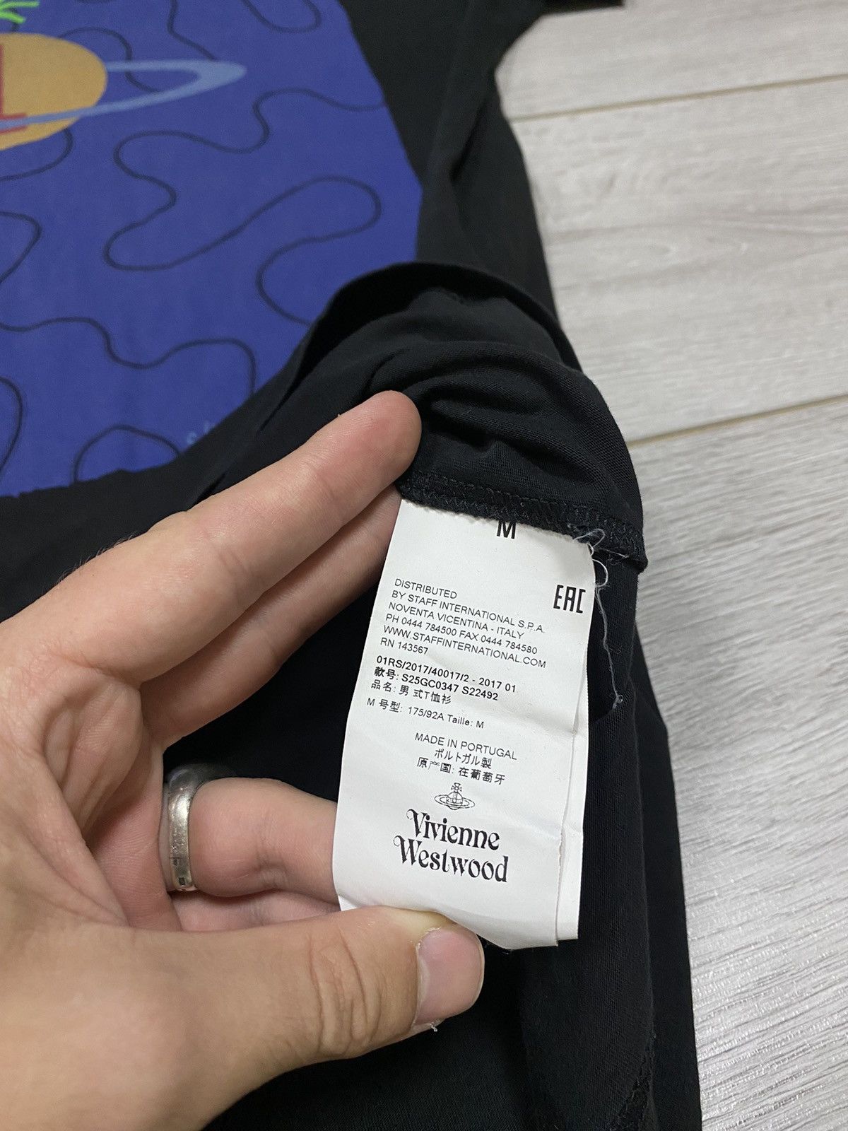 Vivienne Westwood Vivienne Westwood climate revolution vintage t-shirt orb Size US M / EU 48-50 / 2 - 5 Thumbnail