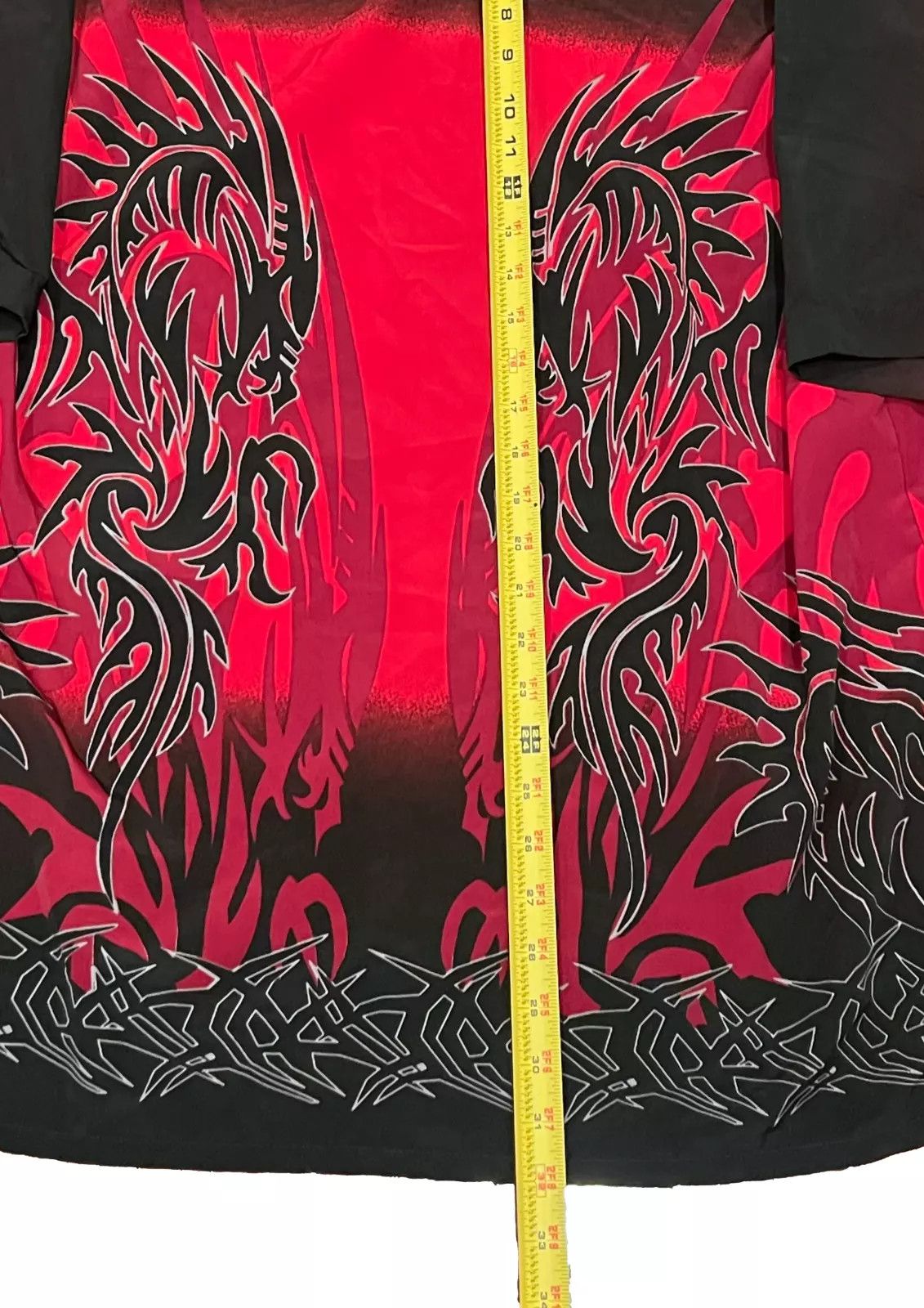 Vintage Red & Black Short Sleeve Dragon Tribal Button size XL Rue 21 Size US XL / EU 56 / 4 - 5 Thumbnail
