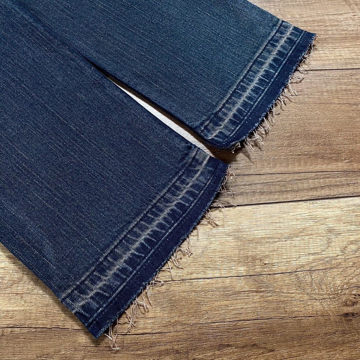 Levi's Vintage Levis 514 Slim Straight Released Hem Jeans Size US 28 / EU 44 - 5 Thumbnail