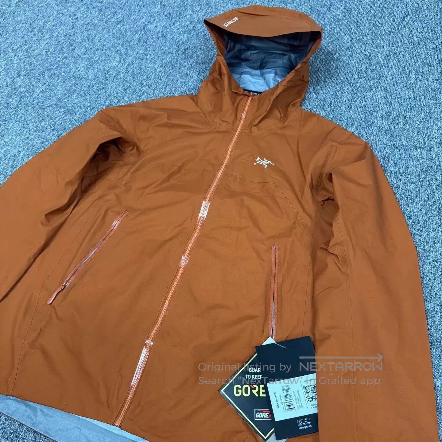 Arc'teryx Orange Hooded Rain Jacket Size M. Size US M / EU 48-50 / 2 - 4 Thumbnail