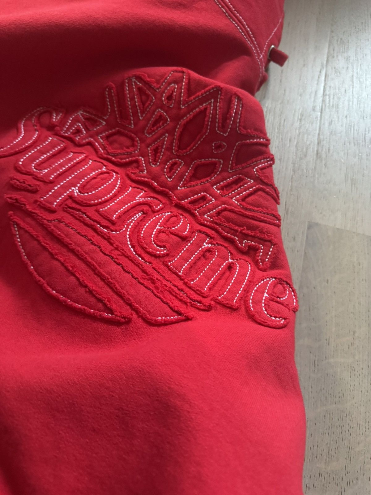 Supreme × Timberland SUPREME x TIMBERLAND hoodie sizes in photos by tape measure Size US L / EU 52-54 / 3 - 18 Thumbnail