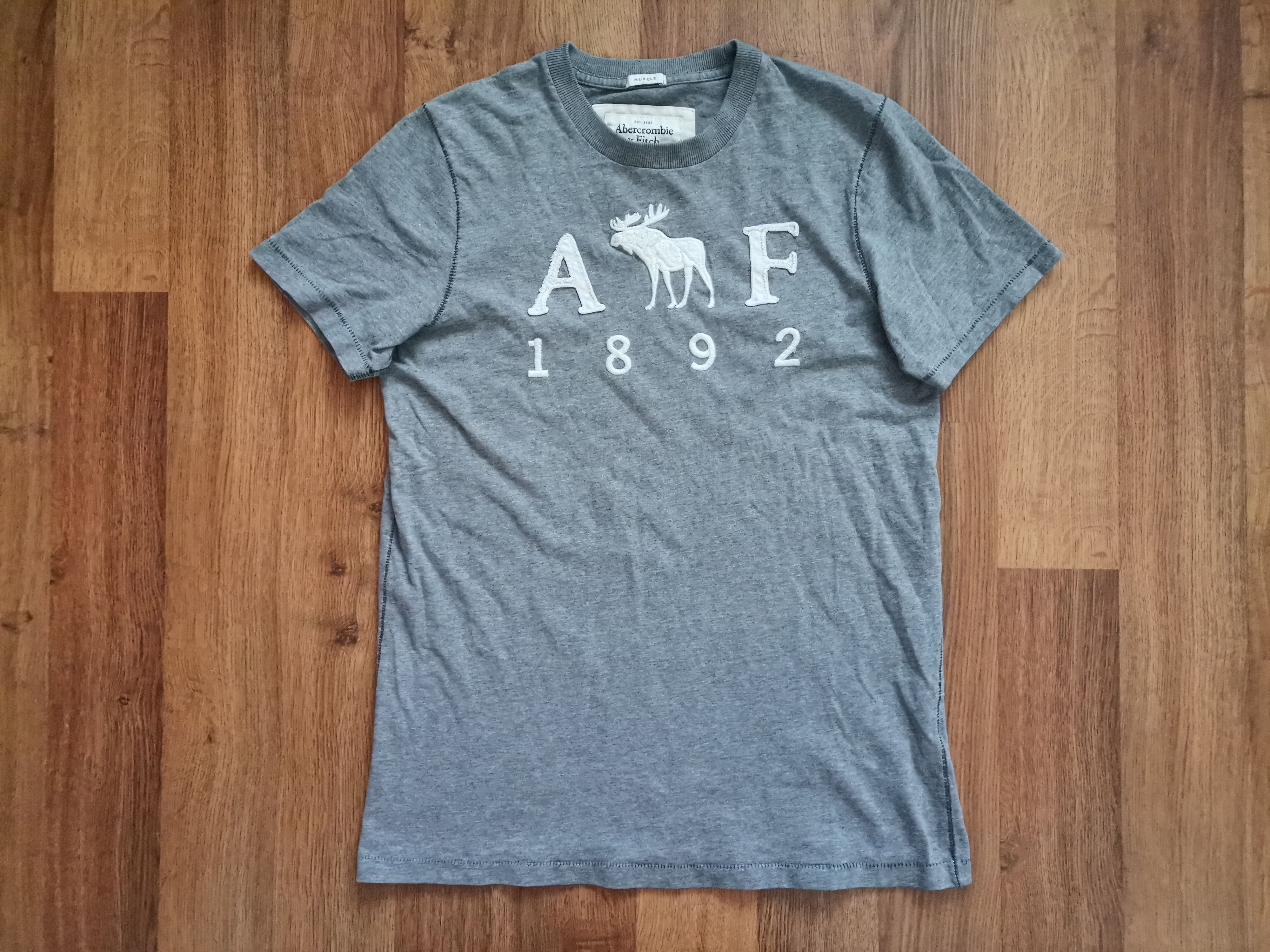 Abercrombie & Fitch Abercrombie & Fitch Tee Size US M / EU 48-50 / 2 - 1 Thumbnail