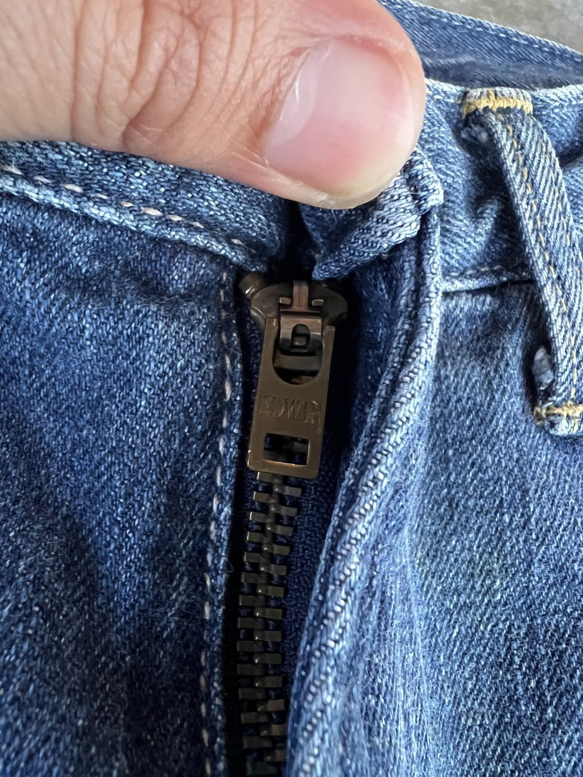 Edwin Vintage Distressed Edwin 505 Selvedge Short Jean Very Rare Size US 30 / EU 46 - 22 Thumbnail