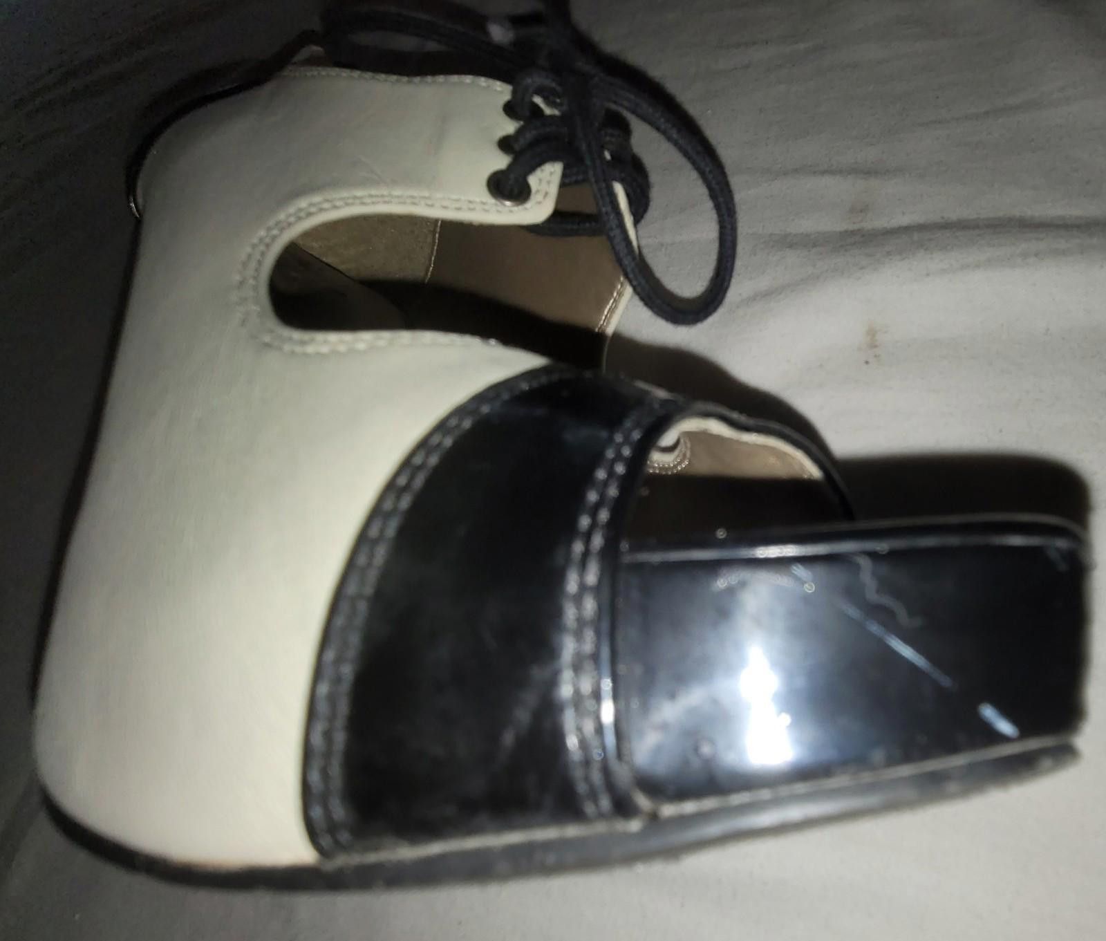 Designer Qupid women's size 7 two tone peep toe 5'' heels Size US 7 / IT 37 - 7 Thumbnail