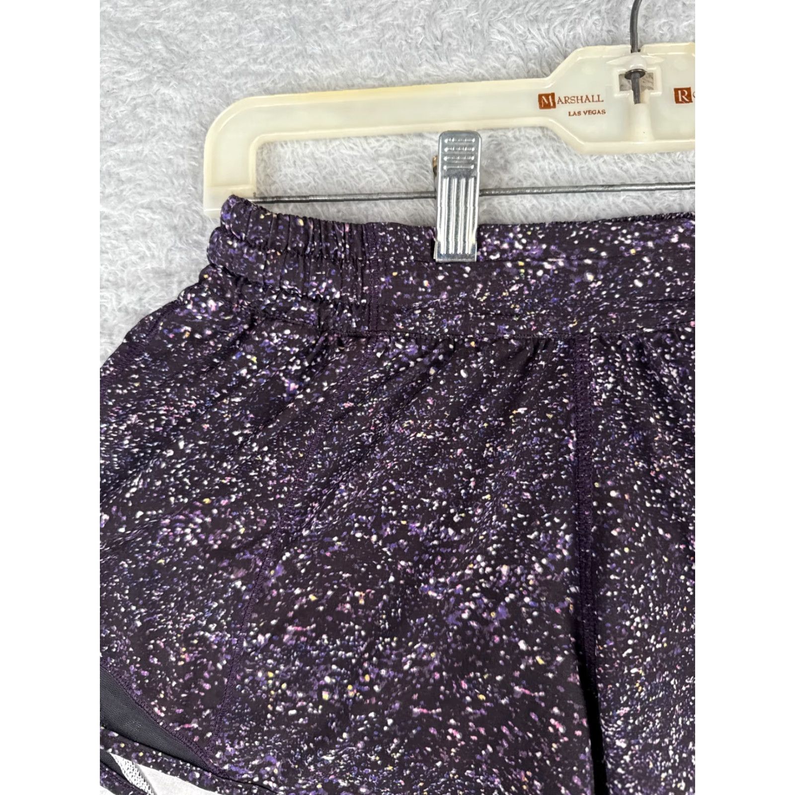 Lululemon Lululemon Shorts Women 4 Black Hotty Hot Short II 4" Swift Fabric Activewear Womens W7AIST Size 27" / US 4 / IT 40 - 4 Thumbnail