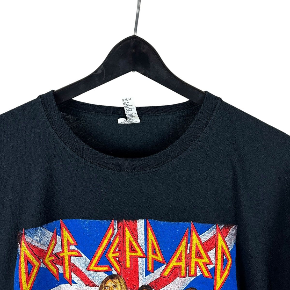 Band Tees Mens Y2K Def Leppard X Journey 2018 NA Tour Shirt Size US XL / EU 56 / 4 - 5 Thumbnail