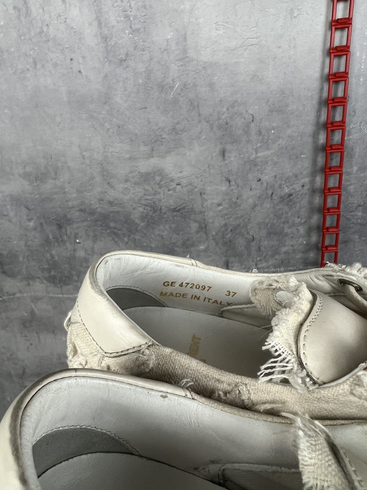 Saint Laurent Paris Saint Laurent Canvas Distressed Accents Sneakers Sz 37/24cm Size US 7 / IT 37 - 20 Thumbnail