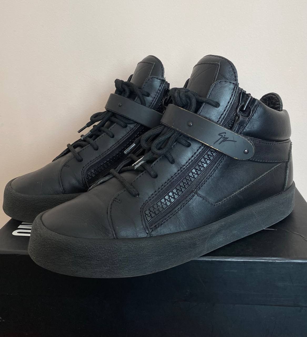 Giuseppe Zanotti Giuseppe Zanotti May London Black Size 38.5 Size US 6 / EU 39 - 4 Thumbnail