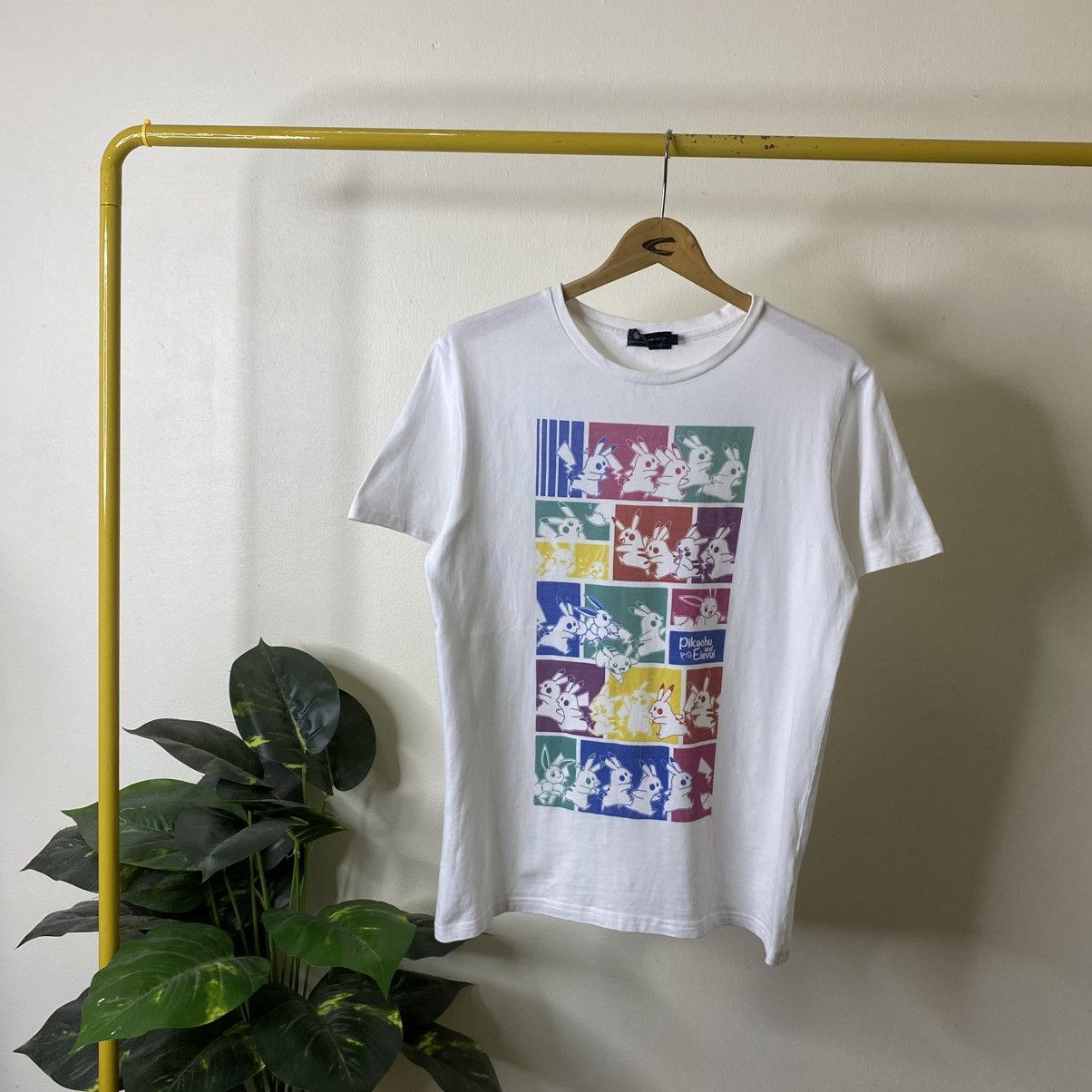 Pokemon Vintage Y2K Nintendo Pokemon Pikachu T Shirt Size US M / EU 48-50 / 2 - 1 Thumbnail