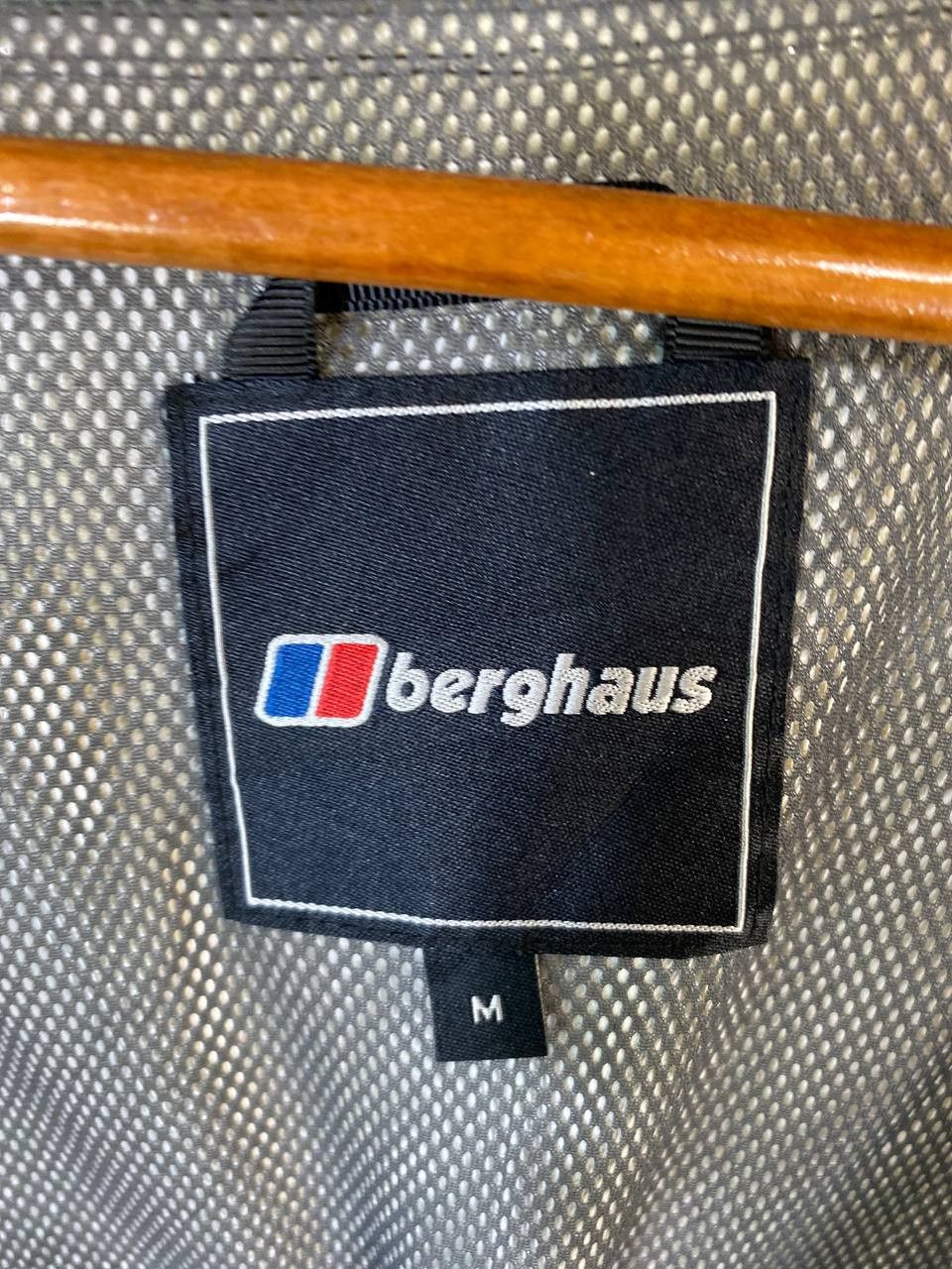 Berghaus berghaus aq2 aquafoil goretex jacket nice design Size US M / EU 48-50 / 2 - 7 Thumbnail