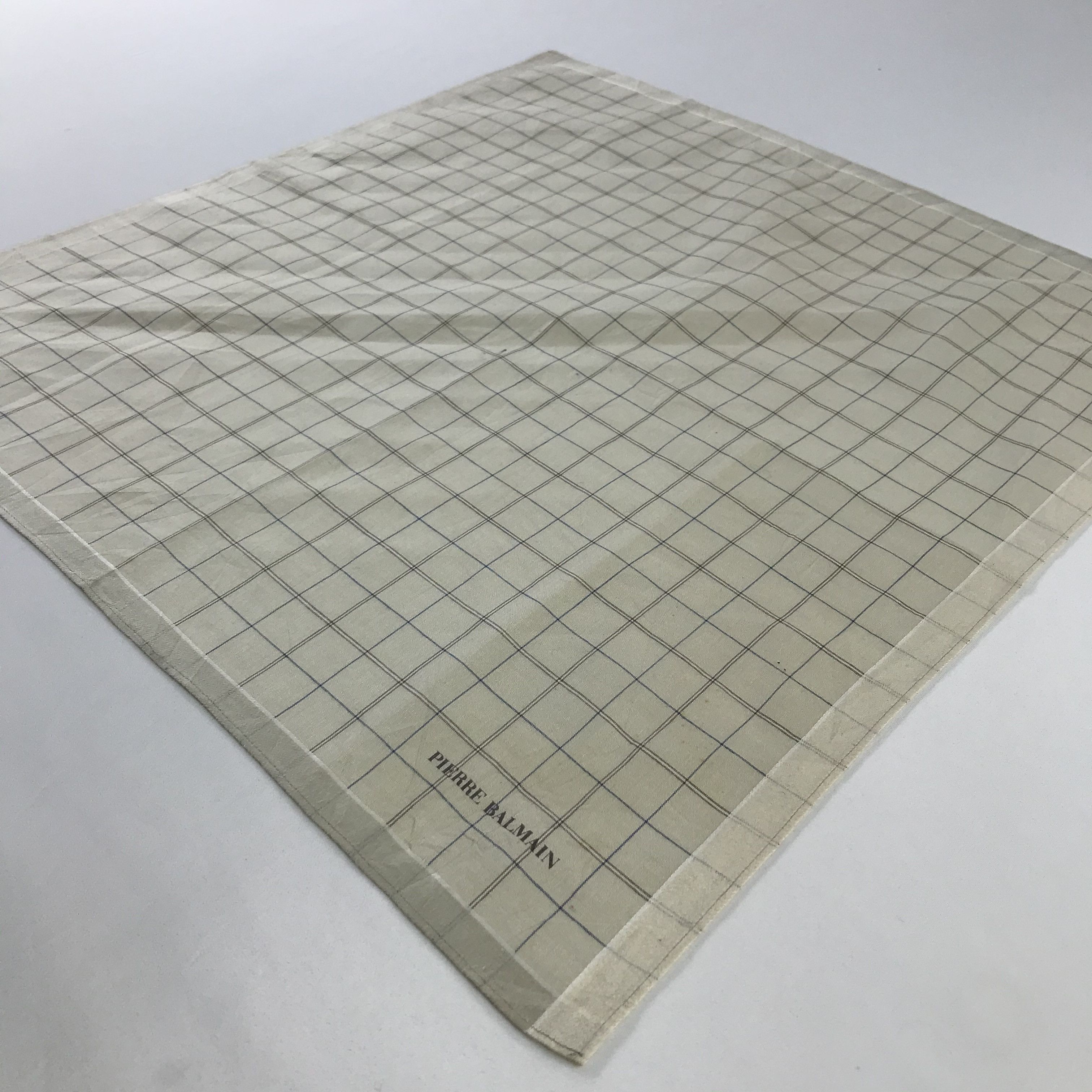 Pierre Balmain × Vintage Pierre Balmain Bandana / Handkerchief / Neckerchief - S926 Size ONE SIZE - 2 Thumbnail