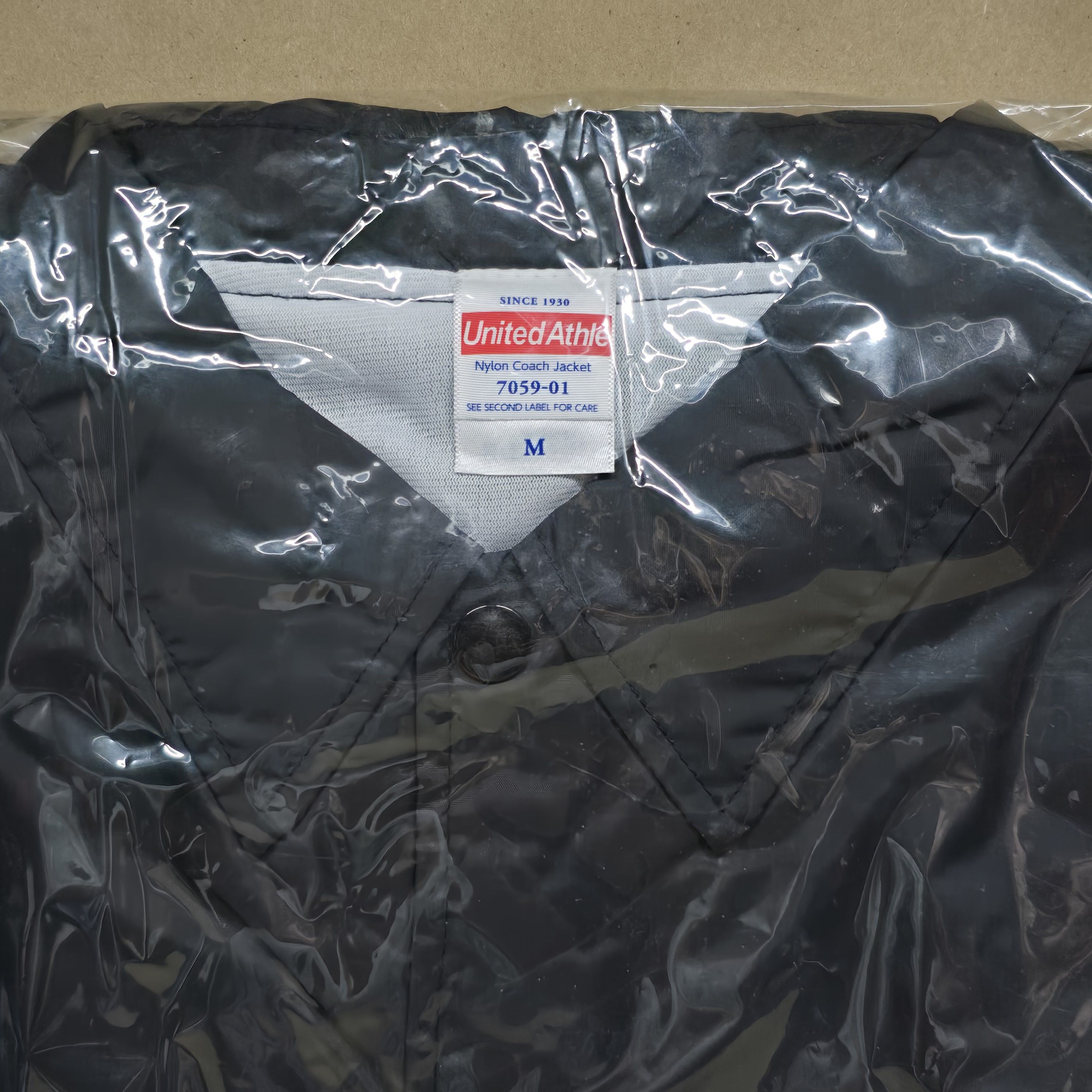 Other Tokyo Otaku Mode 10th Anniversary Nylon Jacket, Black,M,NEW Size US M / EU 48-50 / 2 - 10 Thumbnail