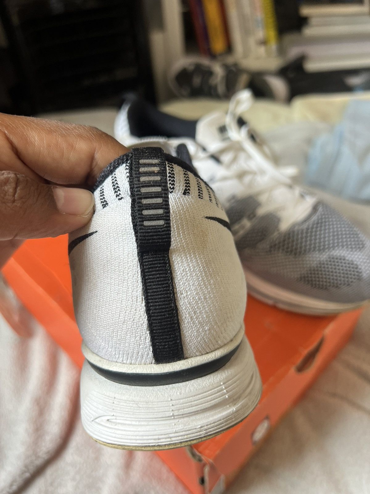 Nike Nike Flyknit Trainer White + padded Size US 10.5 / EU 43-44 - 6 Thumbnail