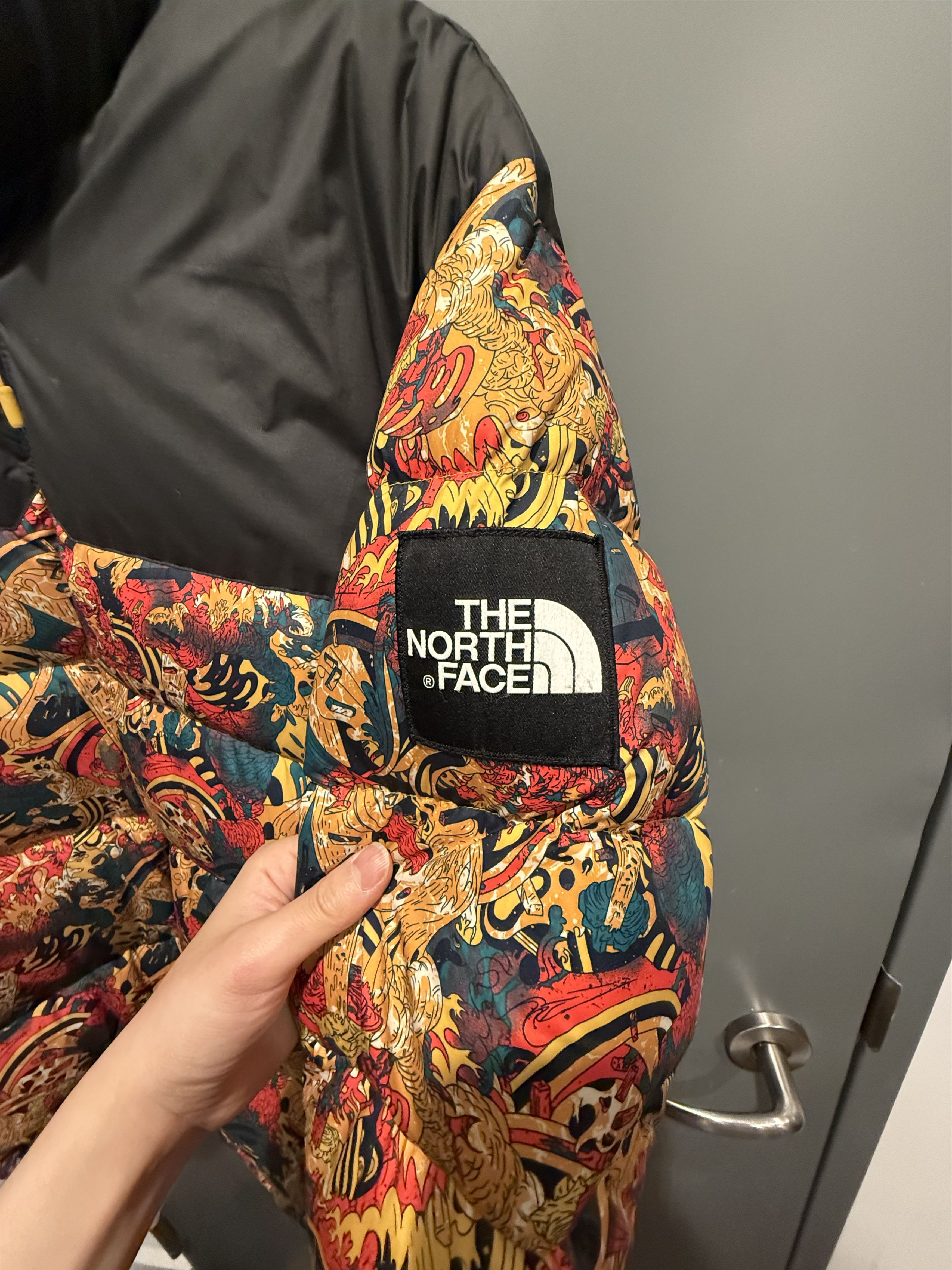 The North Face The North Face 1992 Nuptse Jacket Leopard Yellow Genesis Size US L / EU 52-54 / 3 - 2 Thumbnail