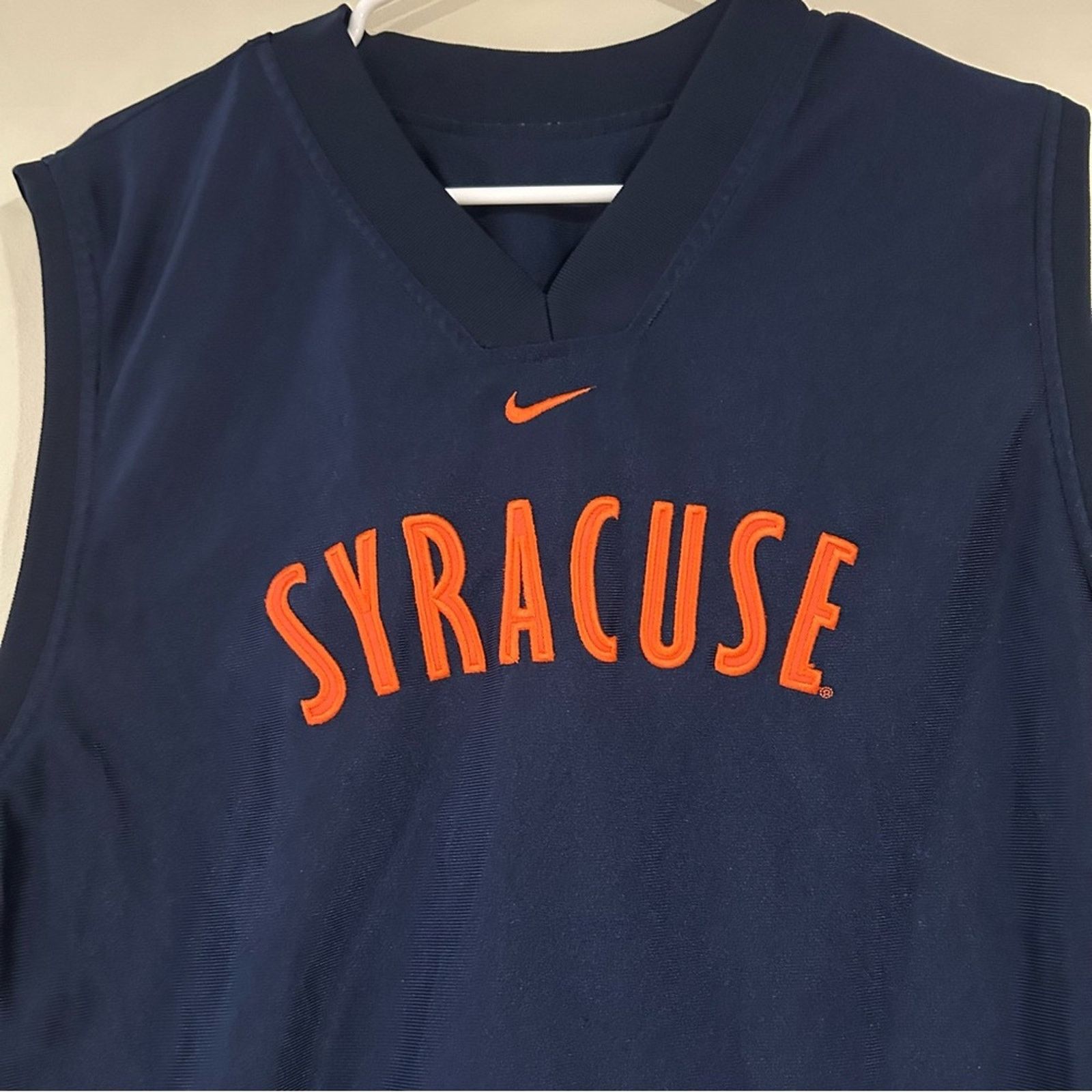 Nike Vintage Nike Syracuse Reversible Basketball Jersey Size US L / EU 52-54 / 3 - 4 Thumbnail