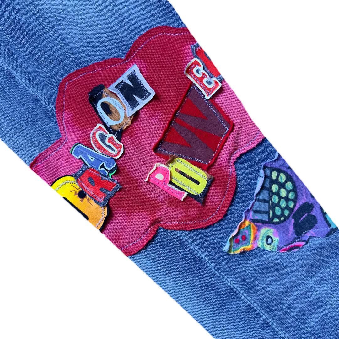 Timberland Upcycled “DRAGON POWER” Timberland Jeans Size 27" / US 4 / IT 40 - 3 Thumbnail