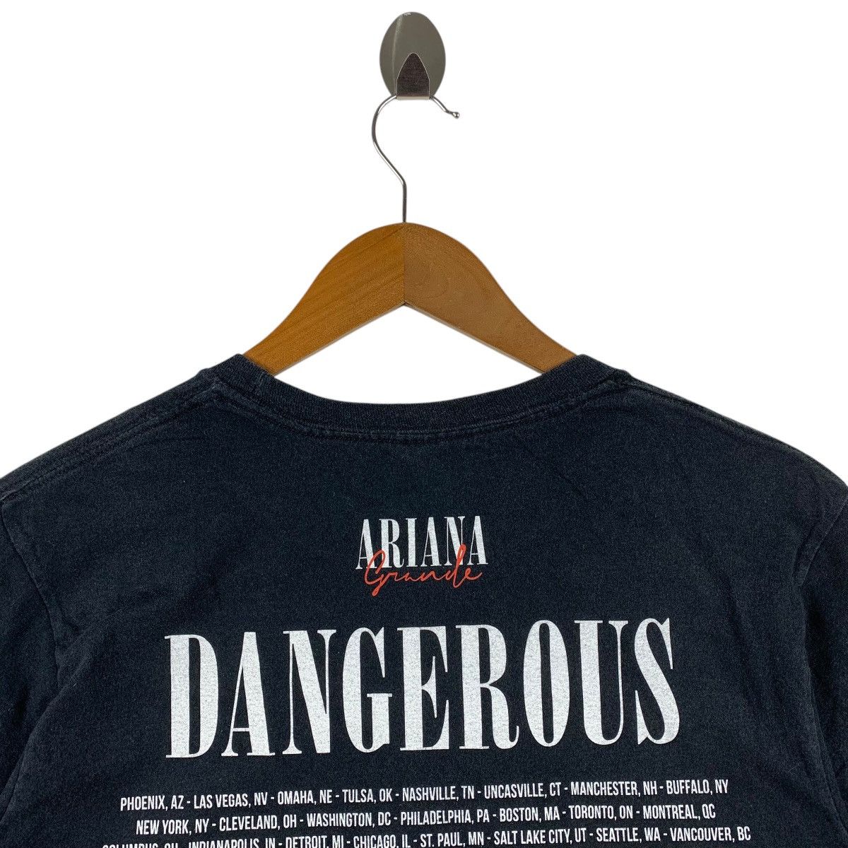 Gildan ARIANNA GRANDE Big printed tee Size US M / EU 48-50 / 2 - 9 Thumbnail