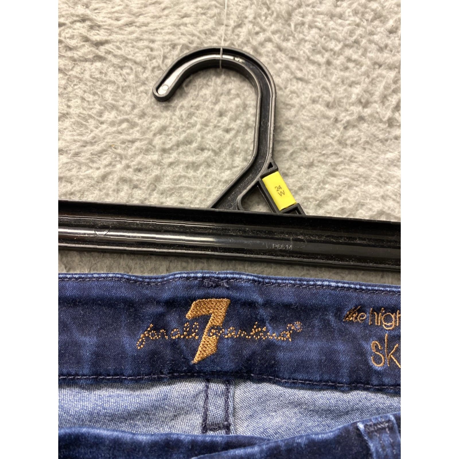 7 For All Mankind Seven for All Mankind Jeans Women’s 29x26 Blue Slim Low Rise Full Length Pockets Knit Cotton Blend Regular Size Type: Jeans Women Size 29" - 4 Thumbnail