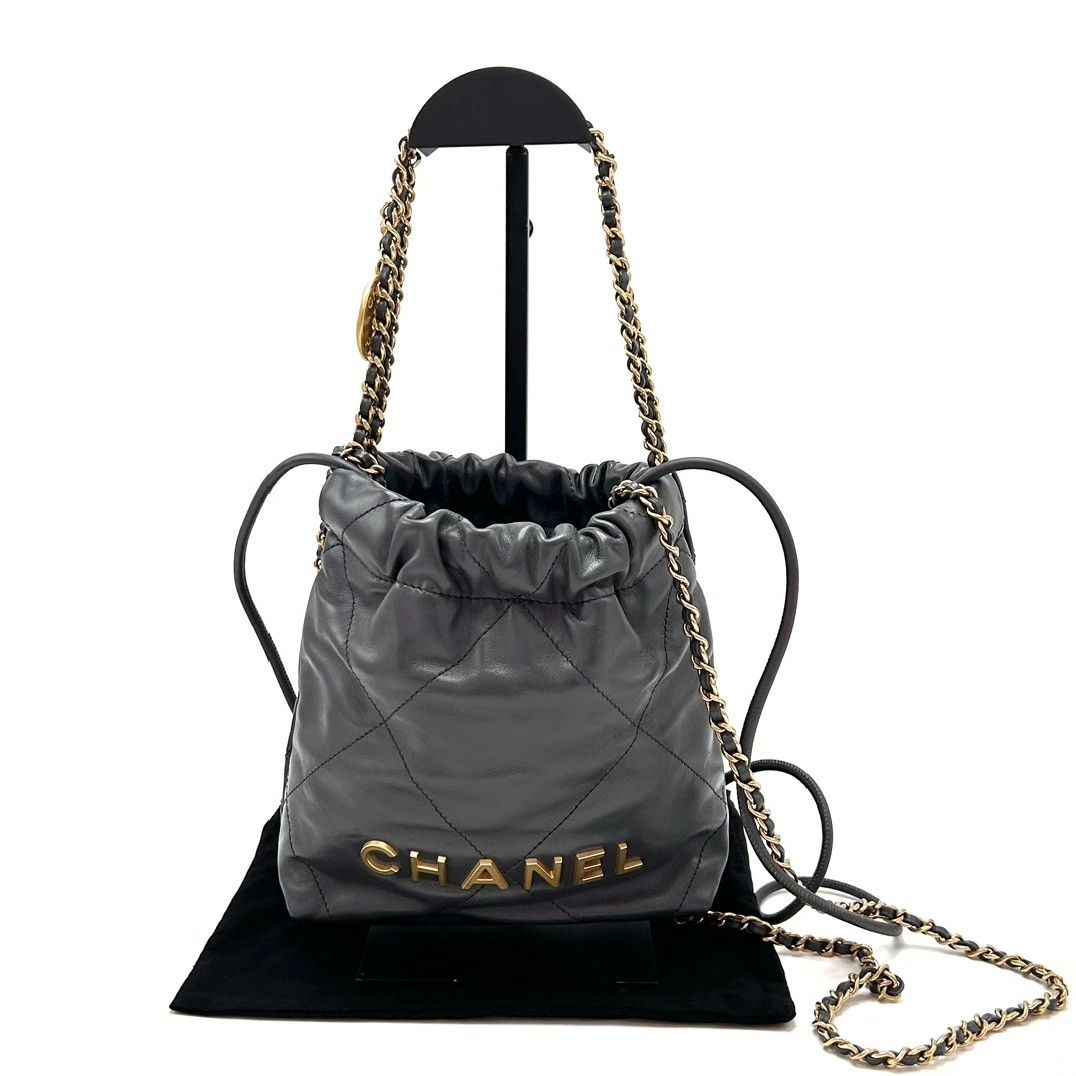 Chanel Pre-loved Bag Very good condition Size ONE SIZE - 1 Thumbnail