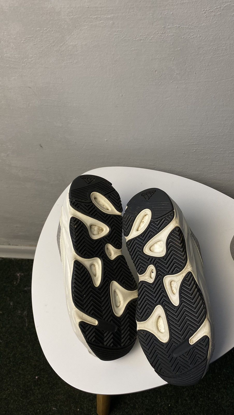 Adidas Adidas Yeezy boost 700 V2 Size US 5 / IT 35 - 7 Thumbnail