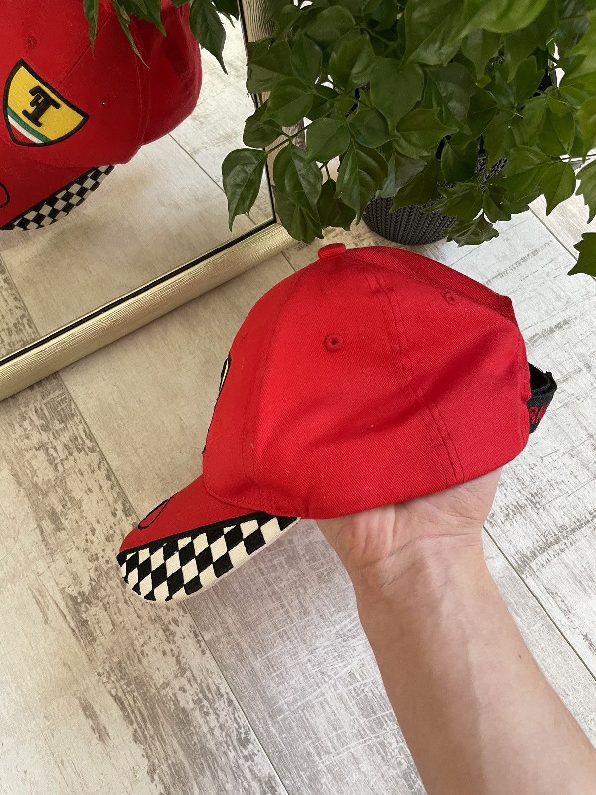 Formula 1 × Vintage Vintage Formula 1 Racing 90’s Hat Cap Ferrari Style Size ONE SIZE - 4 Thumbnail