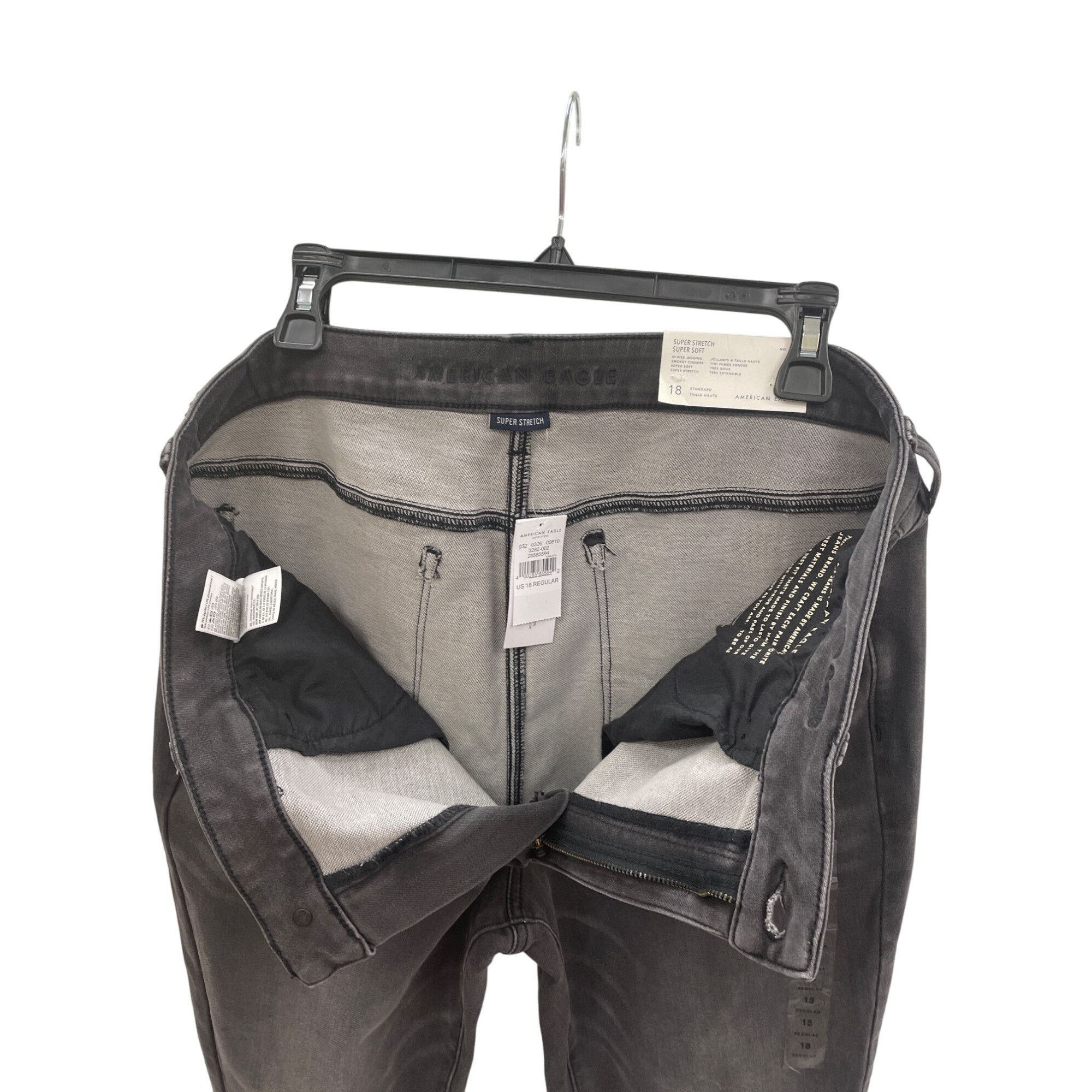 American Eagle Outfitters American Eagle Womens Black Super Stretch Jeggings Size 18 R Size 36" / US 14 / IT 50 - 6 Thumbnail