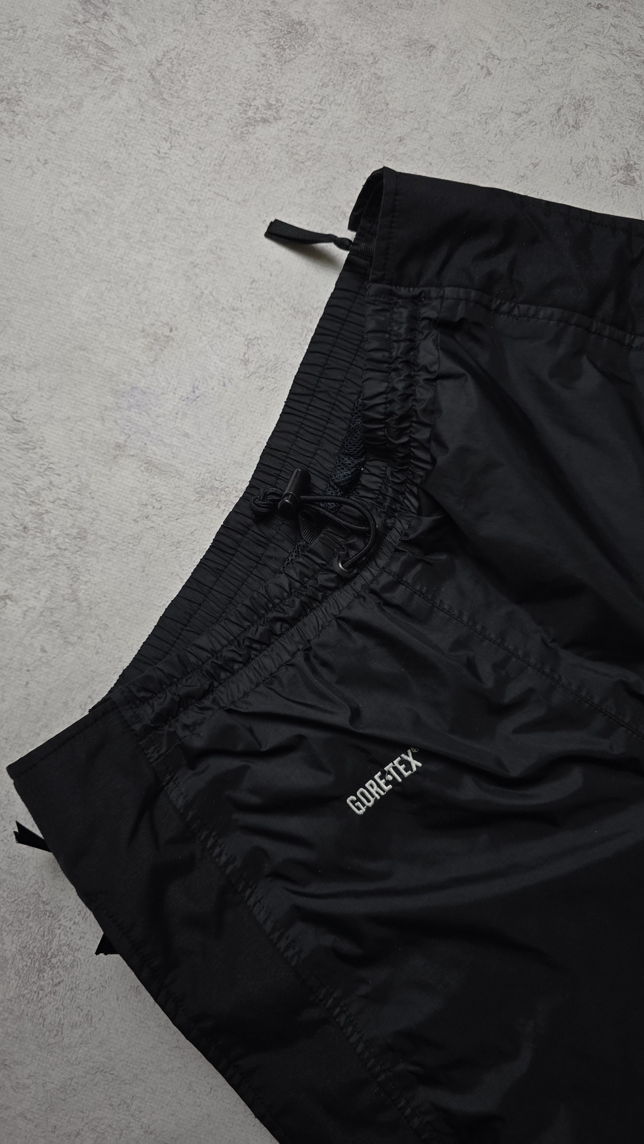 The North Face Gore-Tex Mountain Light Pants Men’s S Full Zip Ski Shell Size US 30 / EU 46 - 17 Thumbnail
