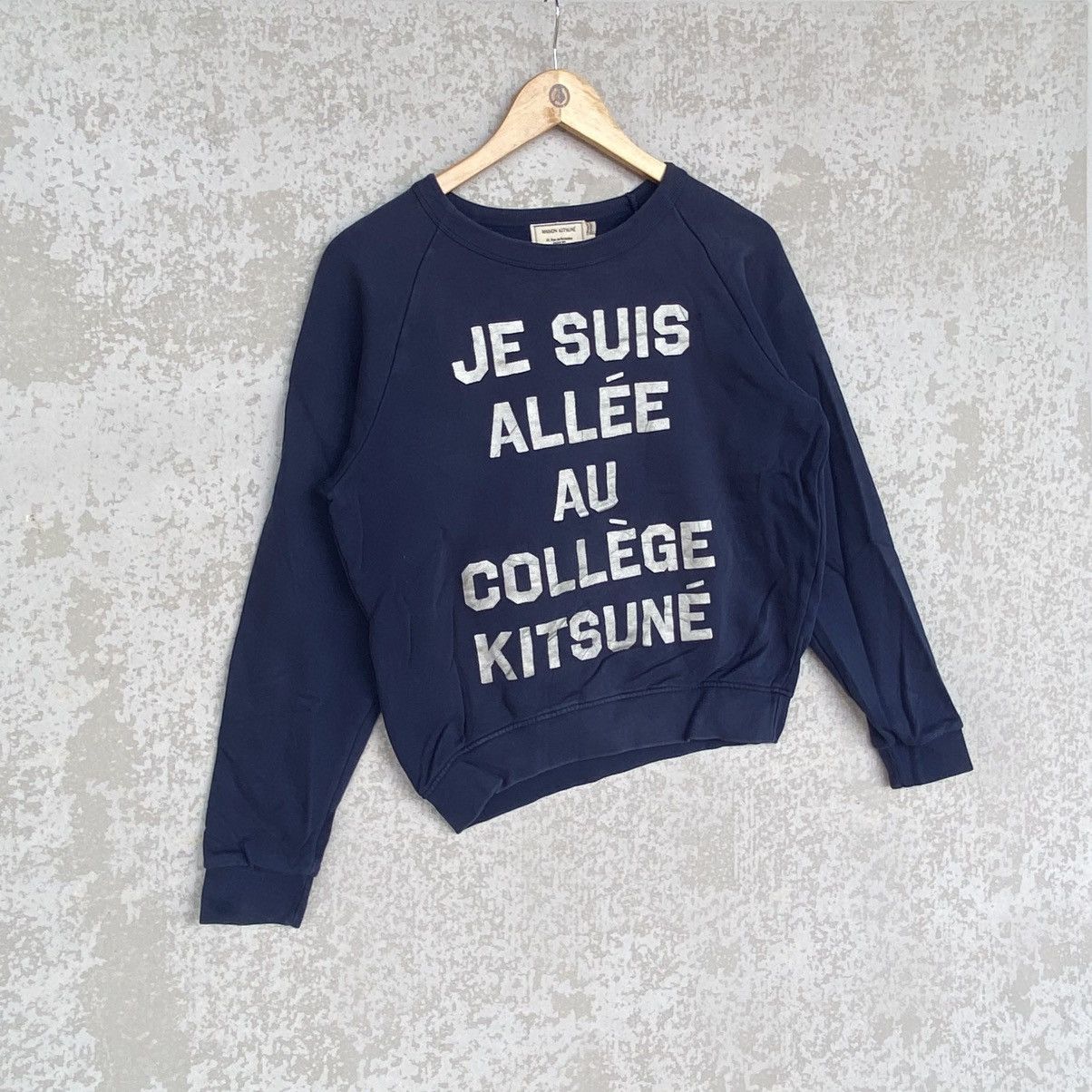 Other Vintage Maison Kitsune Printed Crewneck Sweatshirt NavyBlue Size US S / EU 44-46 / 1 - 3 Thumbnail
