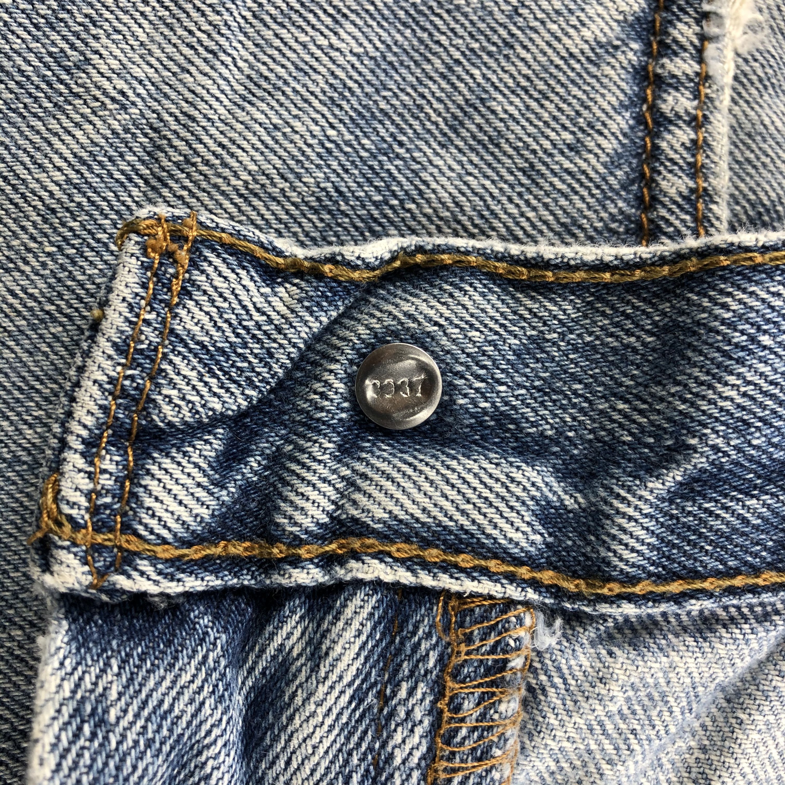 Levi's Light Wash Vintage Levis 505 Jeans-J1156 Size US 30 / EU 46 - 9 Thumbnail