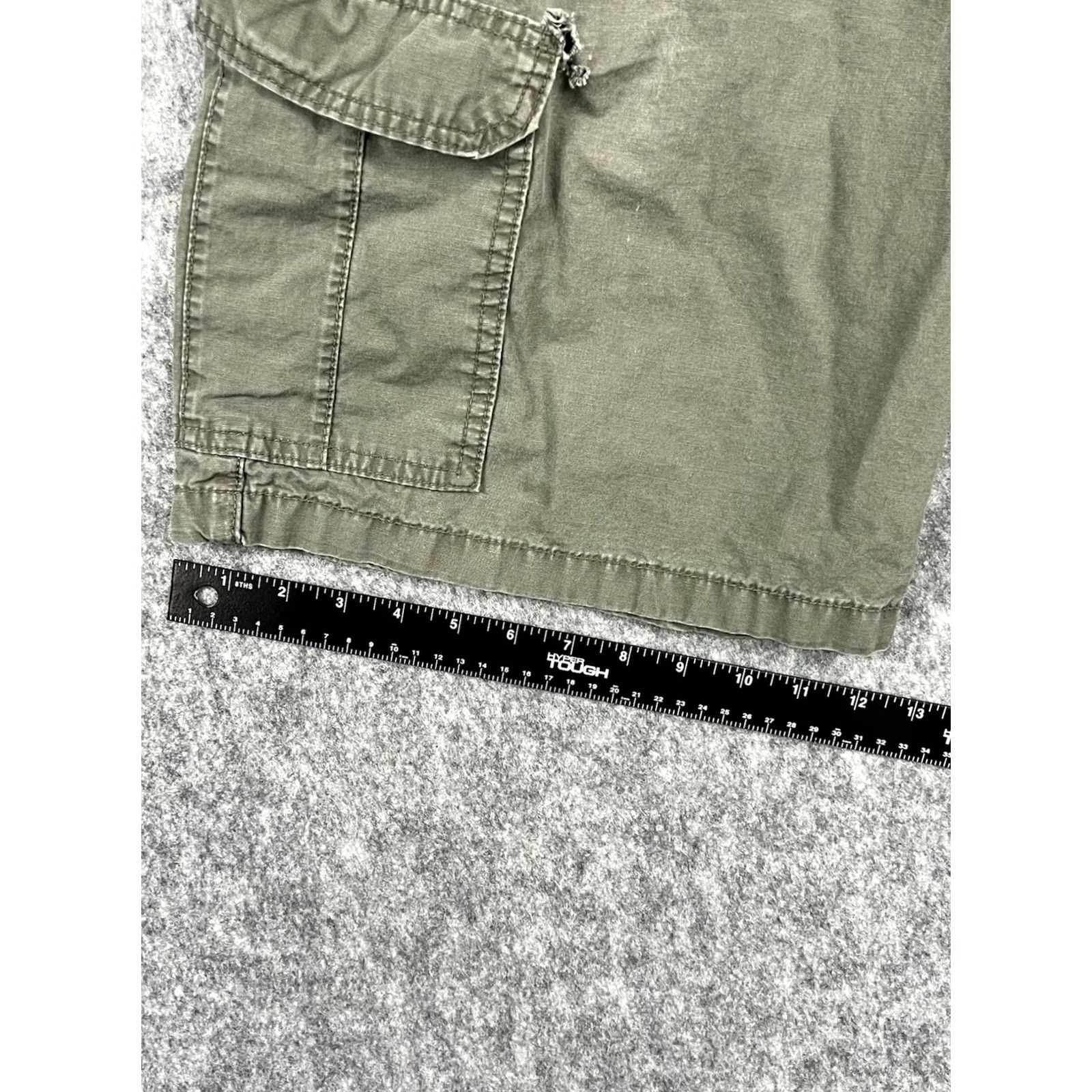 Wrangler VINTAGE Wrangler Authentic Issue Men Cargo Short Olive Green Outdoors/User 36 Inseam 11 Pockets Cargo Mens Size US 36 / EU 52 - 6 Thumbnail