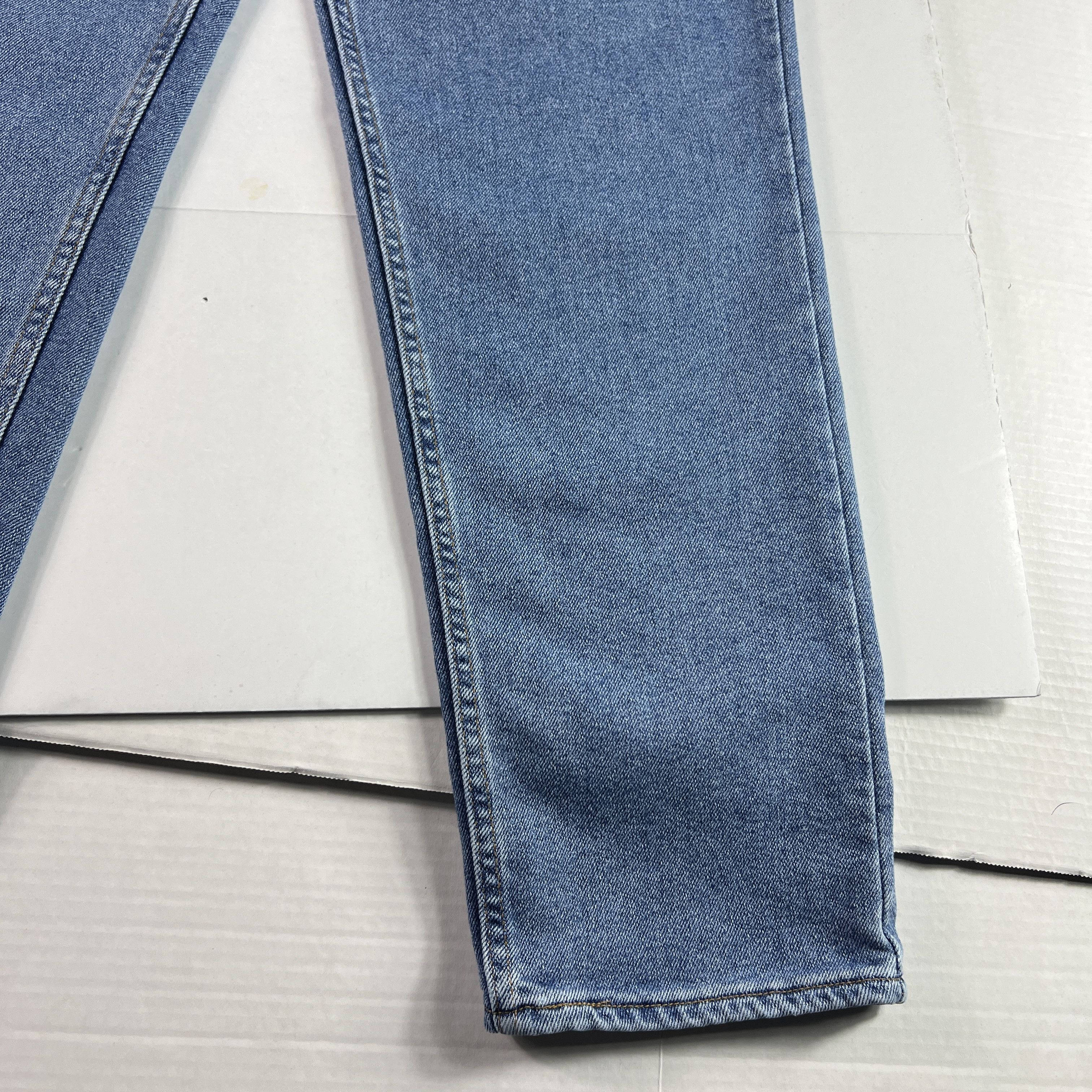 Levi's VTG 90s Levi's Jeans 540 Flex Relaxed Straight Blue Denim Size US 37 - 5 Thumbnail