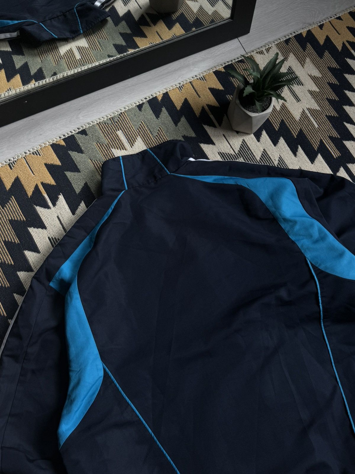 Adidas Vintage Adidas Nylon 3Stripes Track Jacket Size US L / EU 52-54 / 3 - 8 Thumbnail