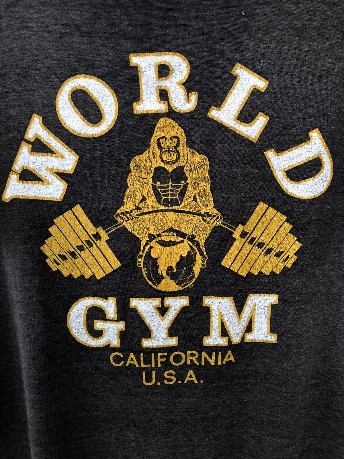 Vintage Vintage 80s WORLD GYM Paperthin Tee Size US L / EU 52-54 / 3 - 4 Thumbnail