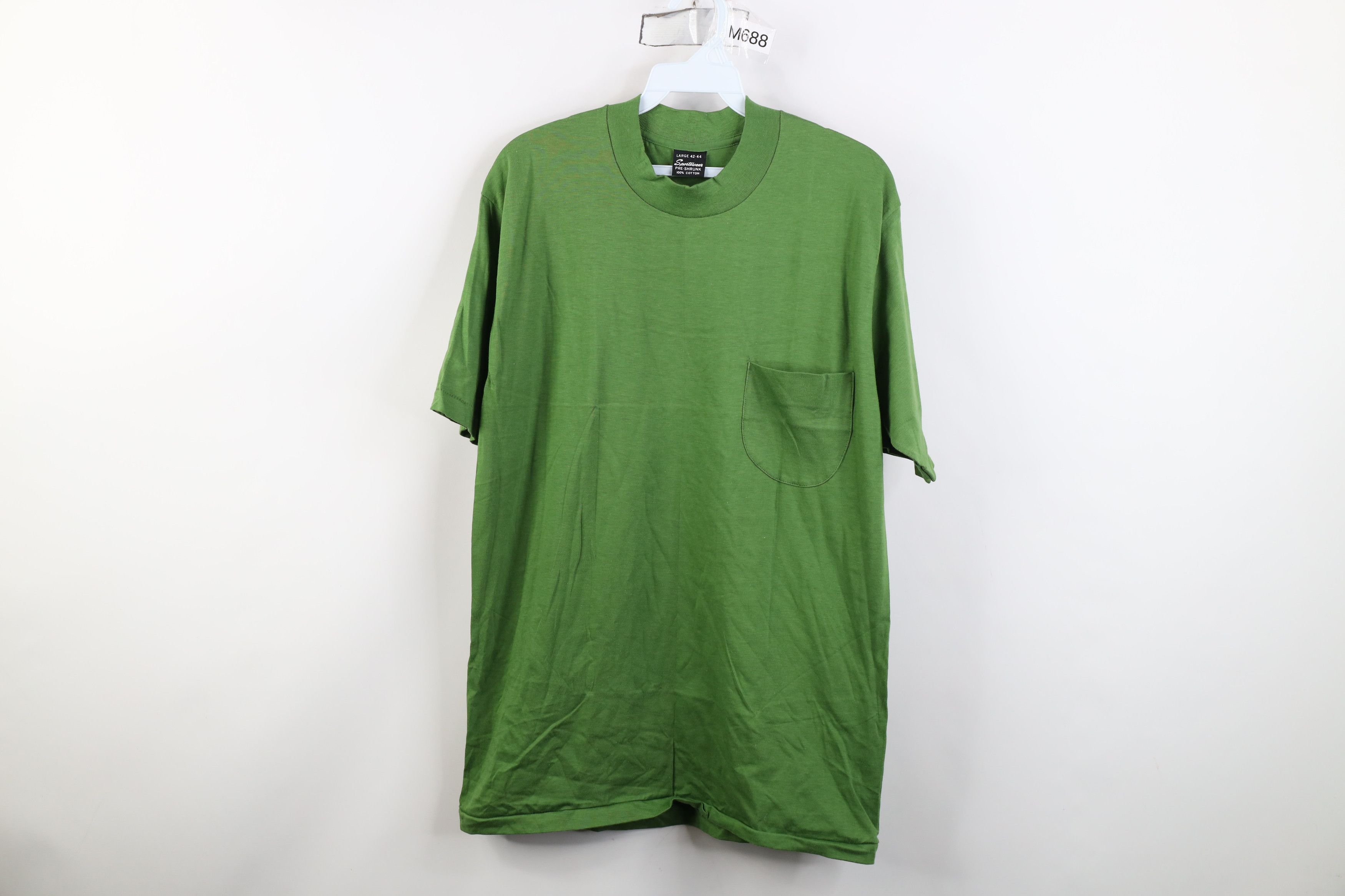 Vintage Deadstock Vintage 60s 70s Cotton T-Shirt Grass Green USA Size US L / EU 52-54 / 3 - 1 Thumbnail