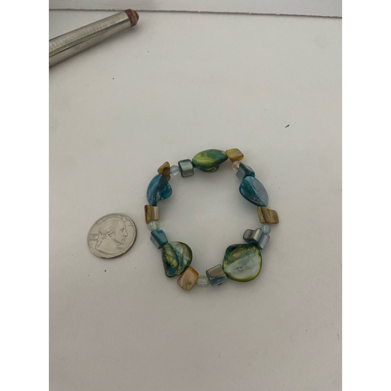 Handmade mother of pearl bracelet Size ONE SIZE - 5 Thumbnail