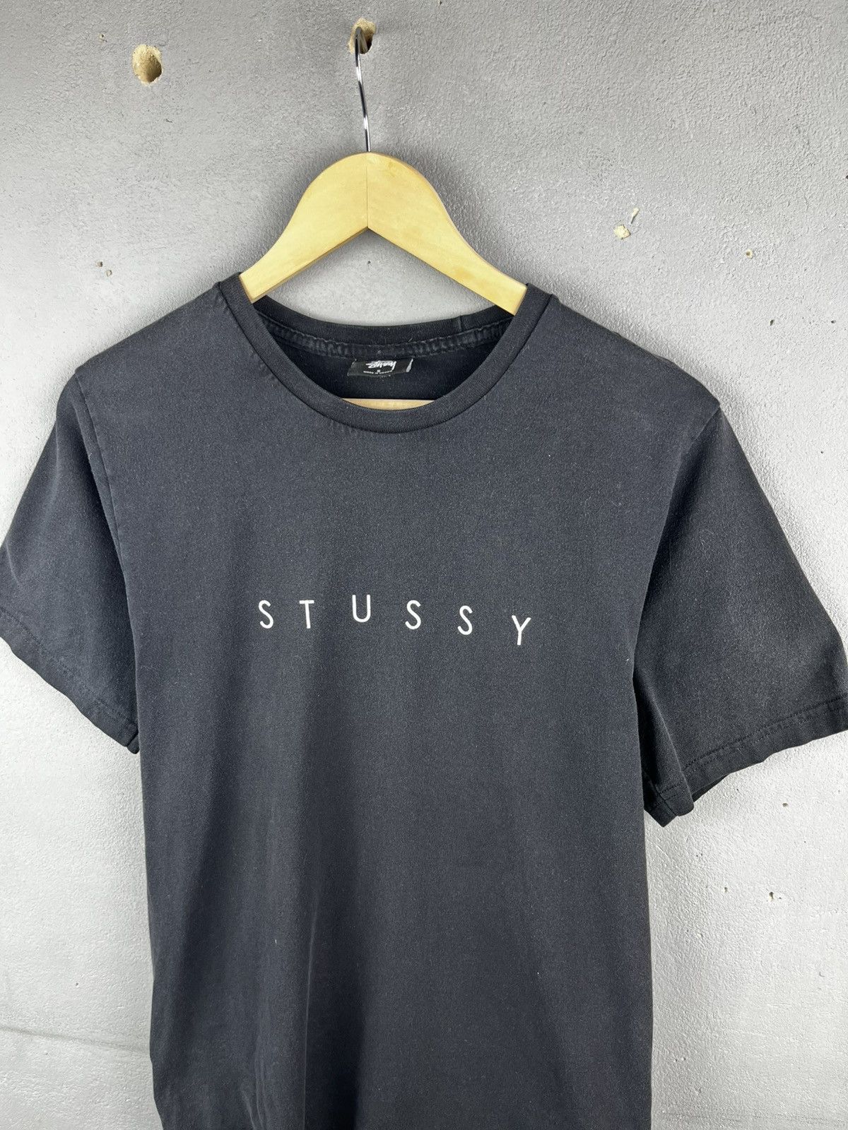 Stussy Stussy distressed t shirt Size US S / EU 44-46 / 1 - 3 Thumbnail