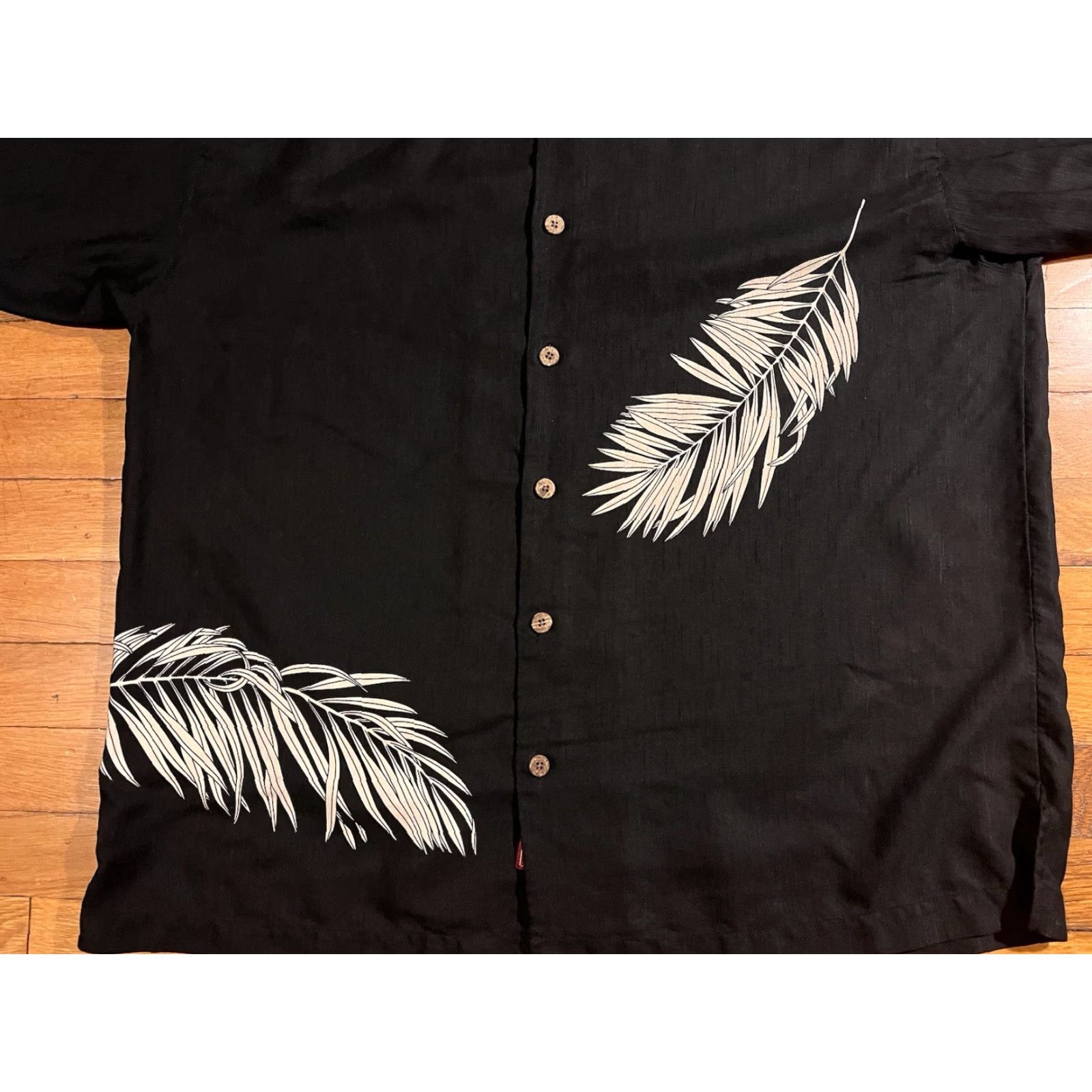 Tommy Bahama Tommy Bahama Shirt Men’s Extra Large XL Black Palm Frond Silk Hawaiian Button-Up Short Sleeve Floral Beach Tropical Vintage No Size US XL / EU 56 / 4 - 3 Thumbnail