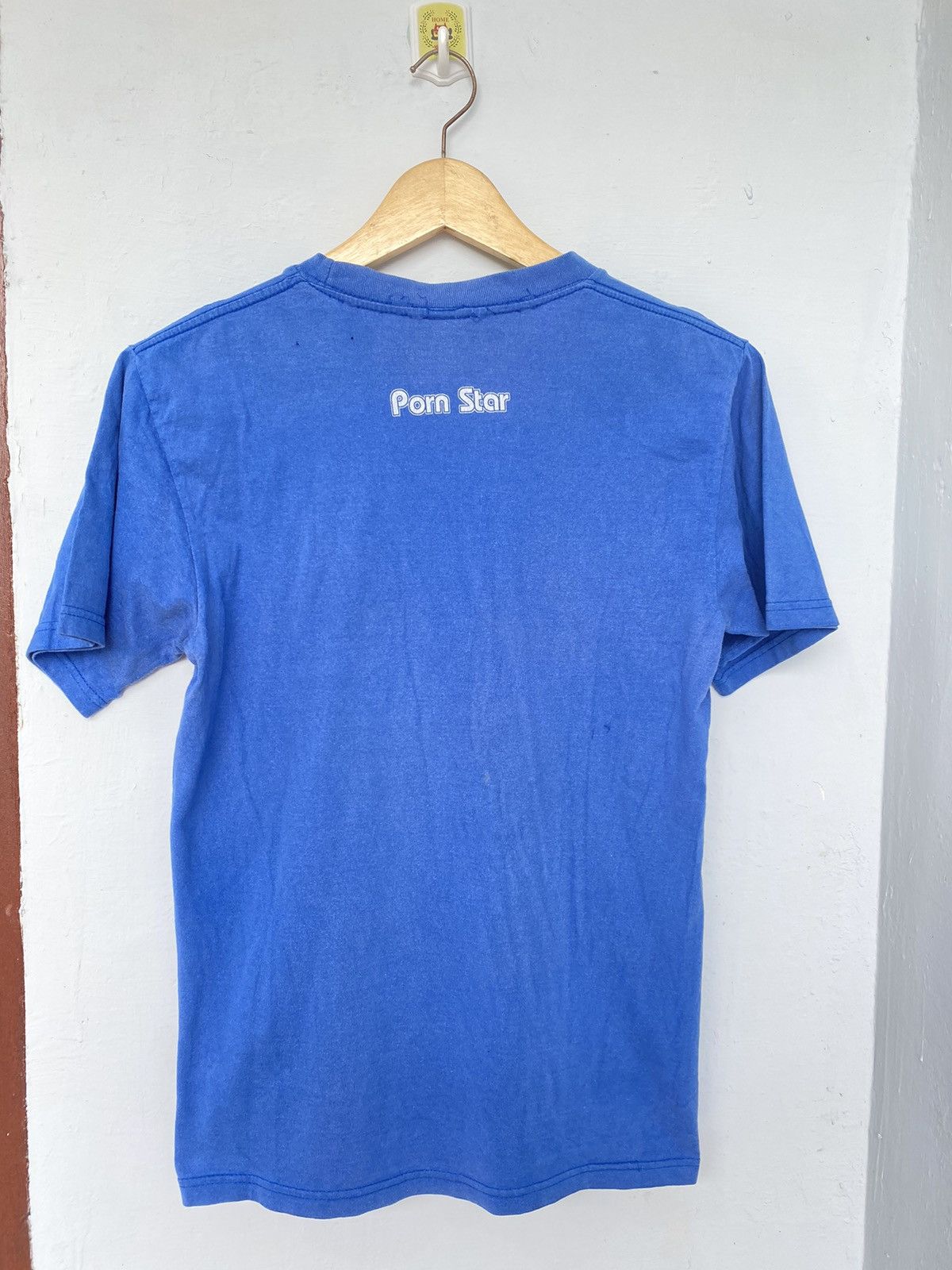 Vintage Vintage Porn Star Skateboards How to skate T shirt Size US M / EU 48-50 / 2 - 9 Thumbnail