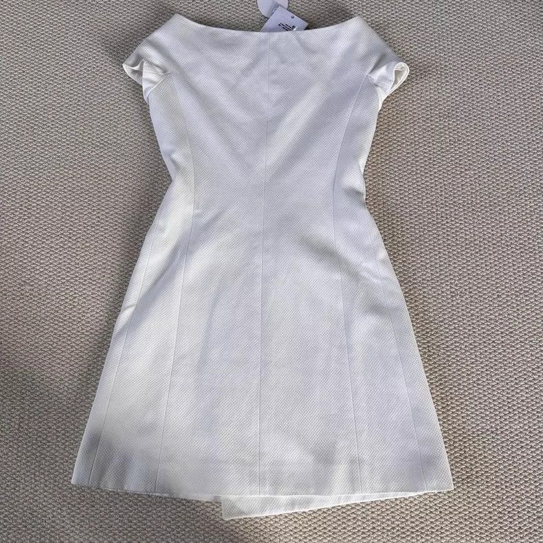Dior Dior Beige double-breasted one-shoulder dress 2504-Nextarro Size XS / US 0-2 / IT 36-38 - 2 Thumbnail
