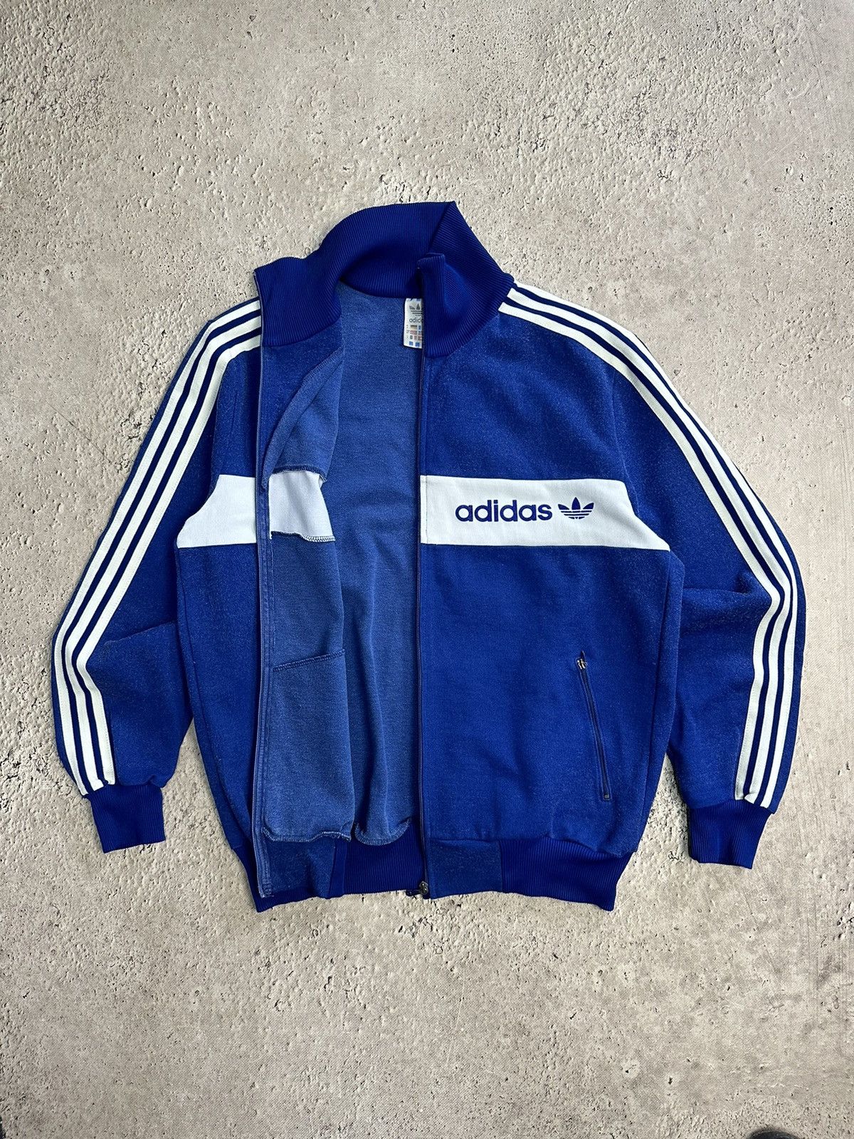 Adidas Vintage Adidas Originals Tracksuit Set Jacket Pants Y2K Size US L / EU 52-54 / 3 - 5 Thumbnail