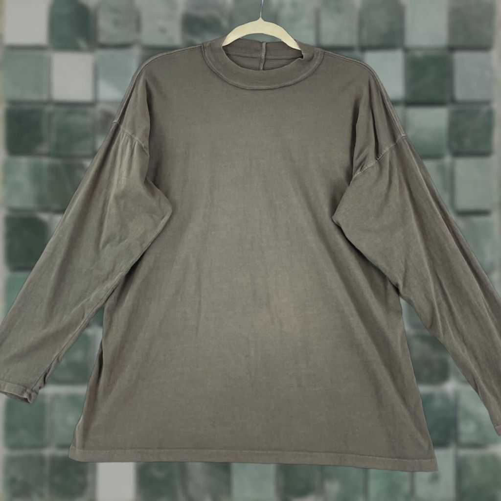 Vintage We The Free Womens T-Shirt Pullover Crew Neck XS Green Minimalist Cotton LS Size XS / US 0-2 / IT 36-38 - 1 Thumbnail