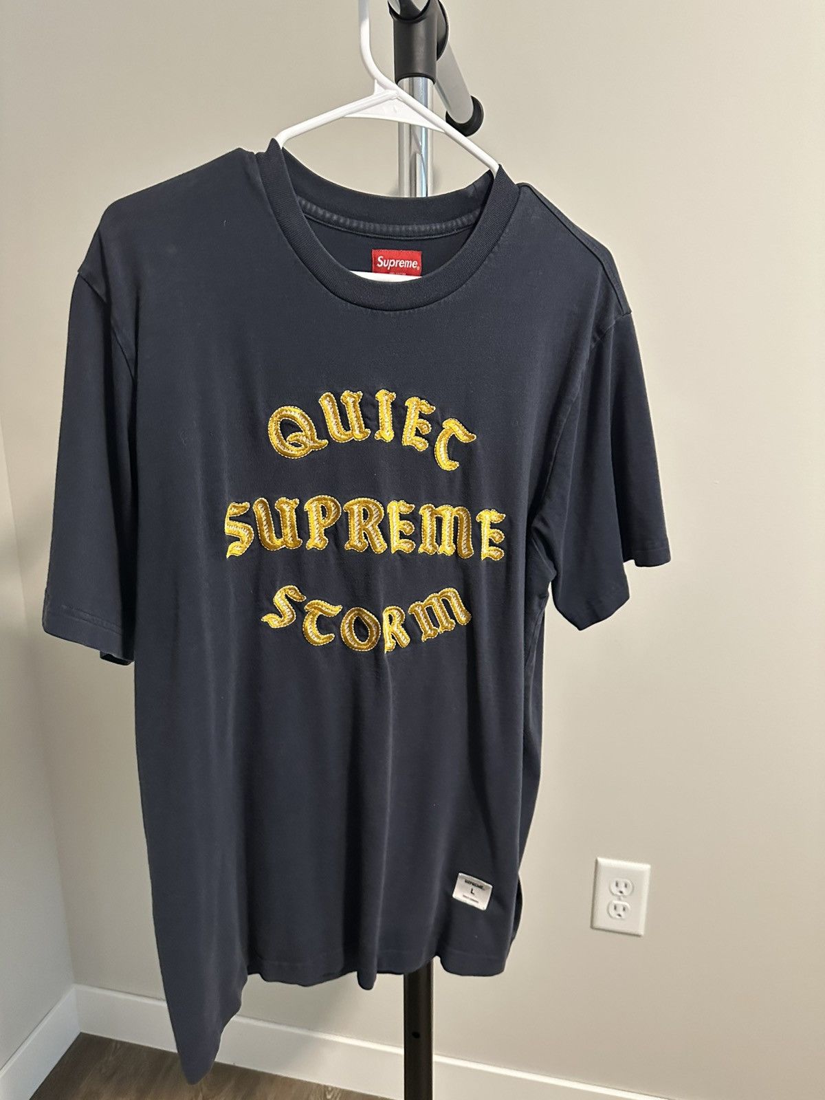 Supreme Supreme quiet supreme storm tee Size US L / EU 52-54 / 3 - 1 Thumbnail