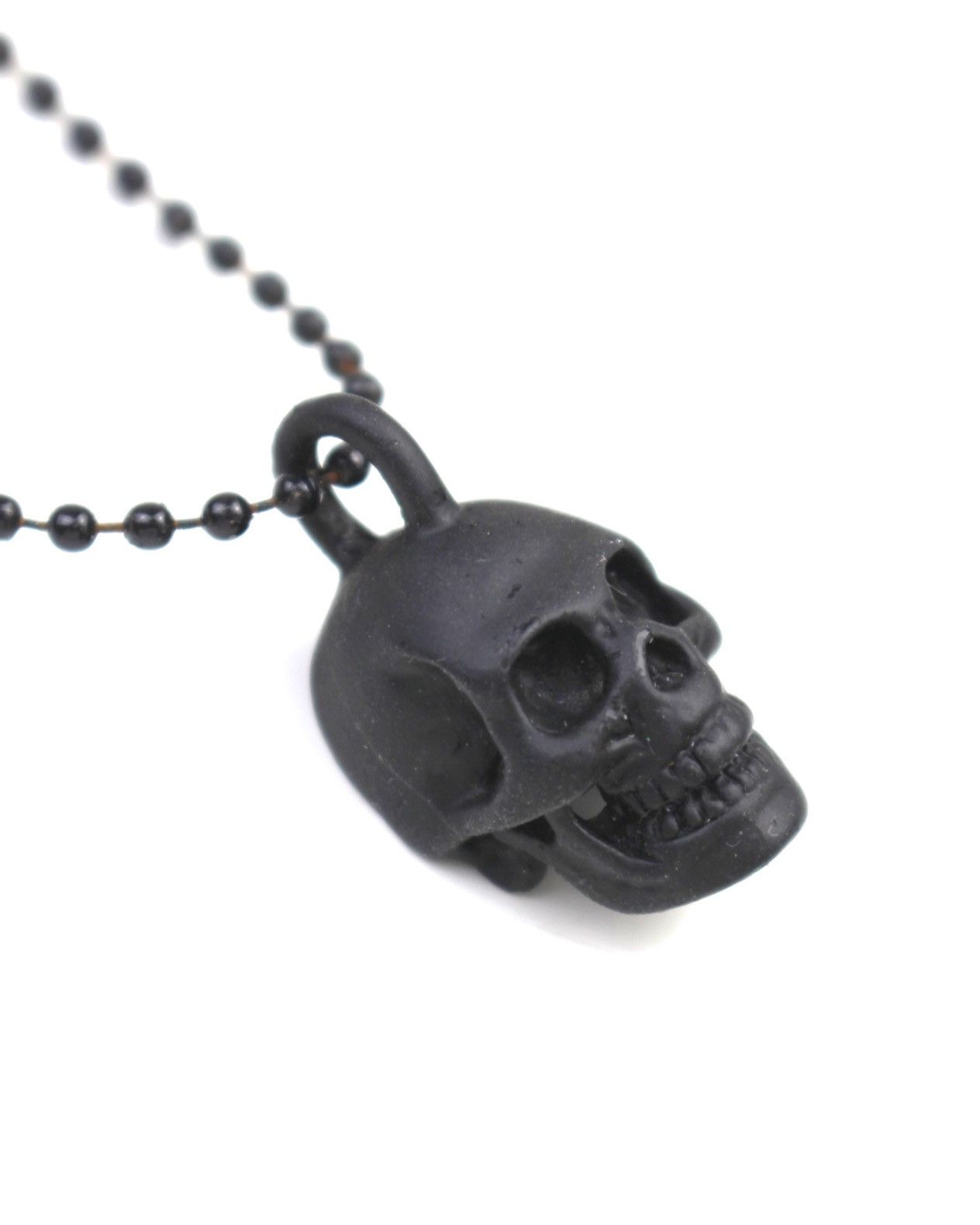 If Six Was Nine 2000S JAPANESE MADE DARK SKULL BALL CHAIN NECKLACE Size ONE SIZE - 4 Thumbnail