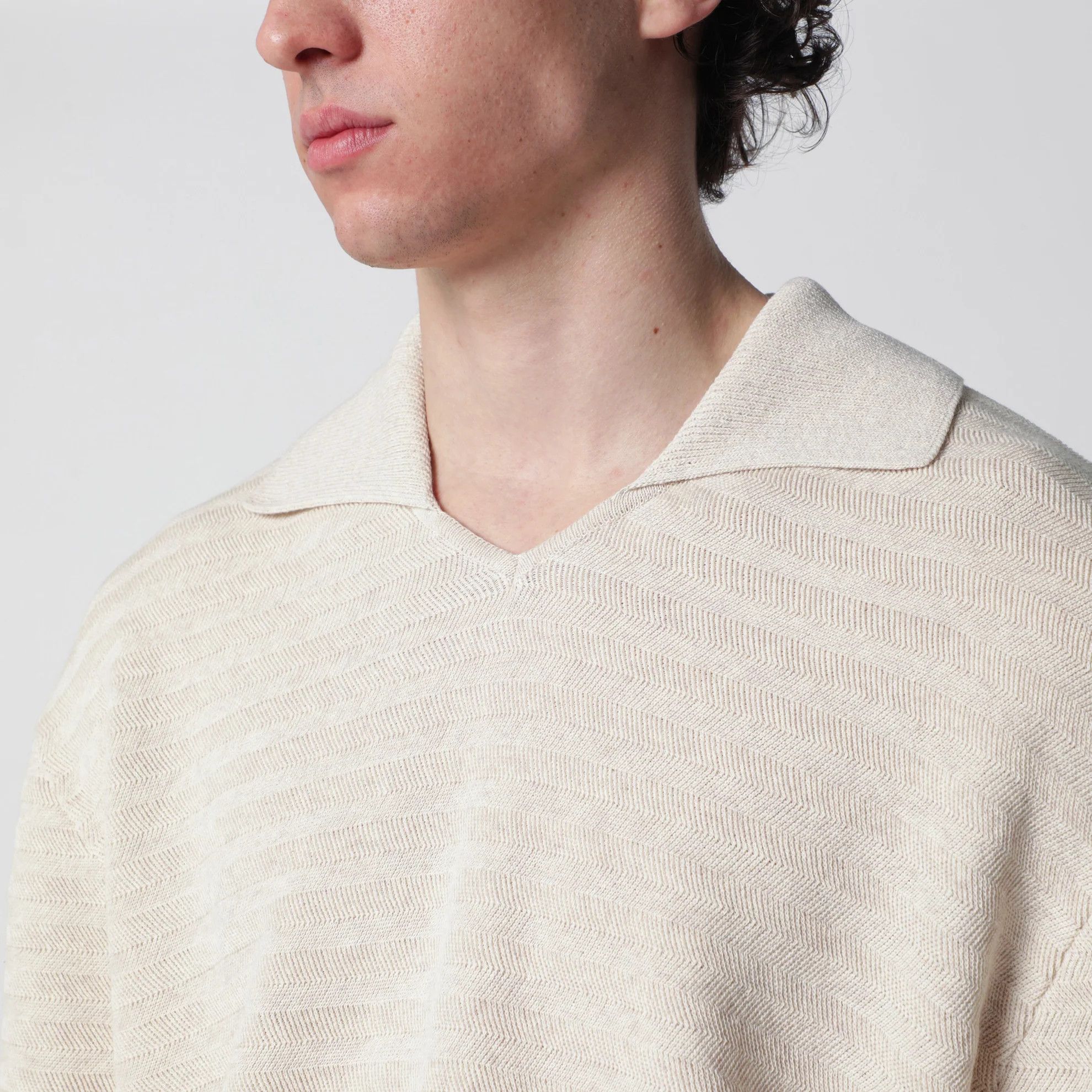 Jacquemus o1d2blof0526 Cotton Silk Polo Shirt in Beige Size US M / EU 48-50 / 2 - 4 Thumbnail